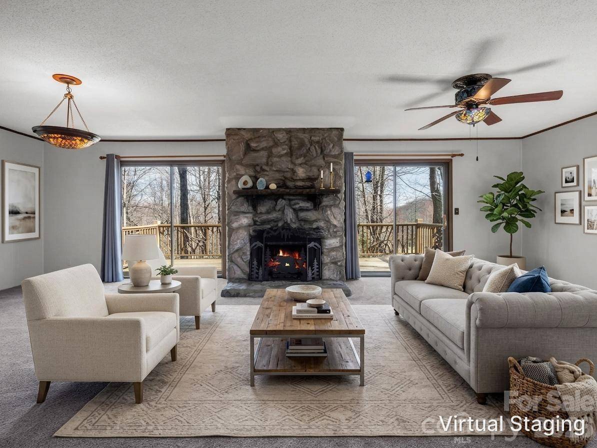 177 Tsisqua CIR, Brevard, NC 28712