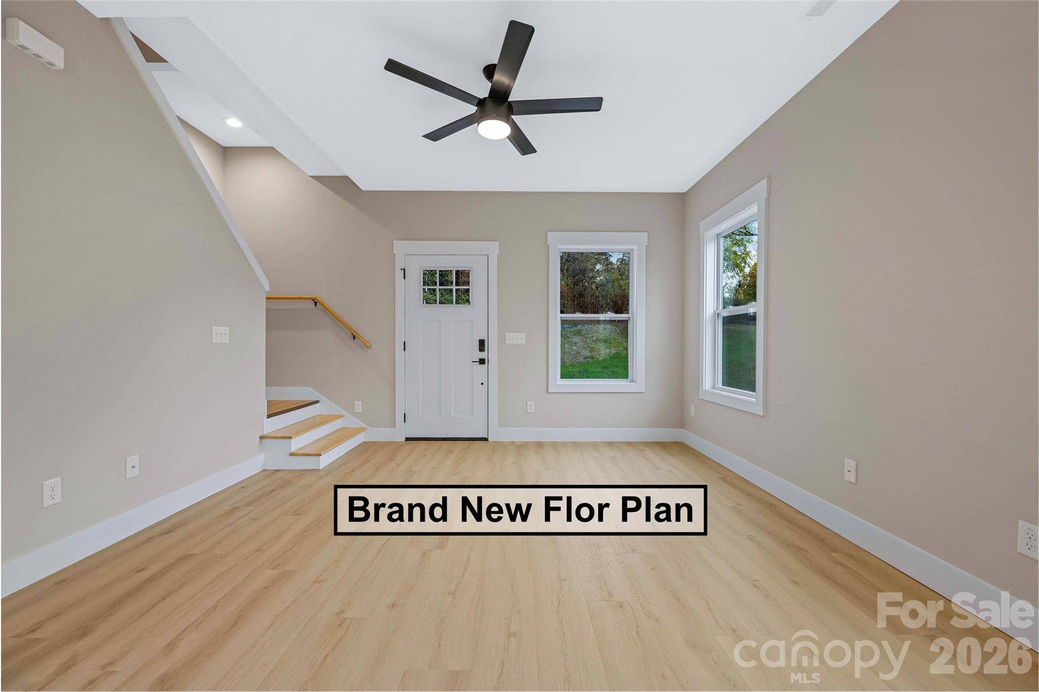 696 Beehive RD, Hendersonville, NC 28792