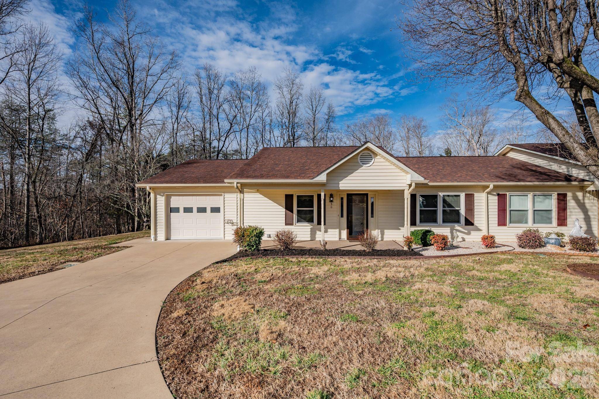250 Eastwood Village DR, Bostic, NC 28018