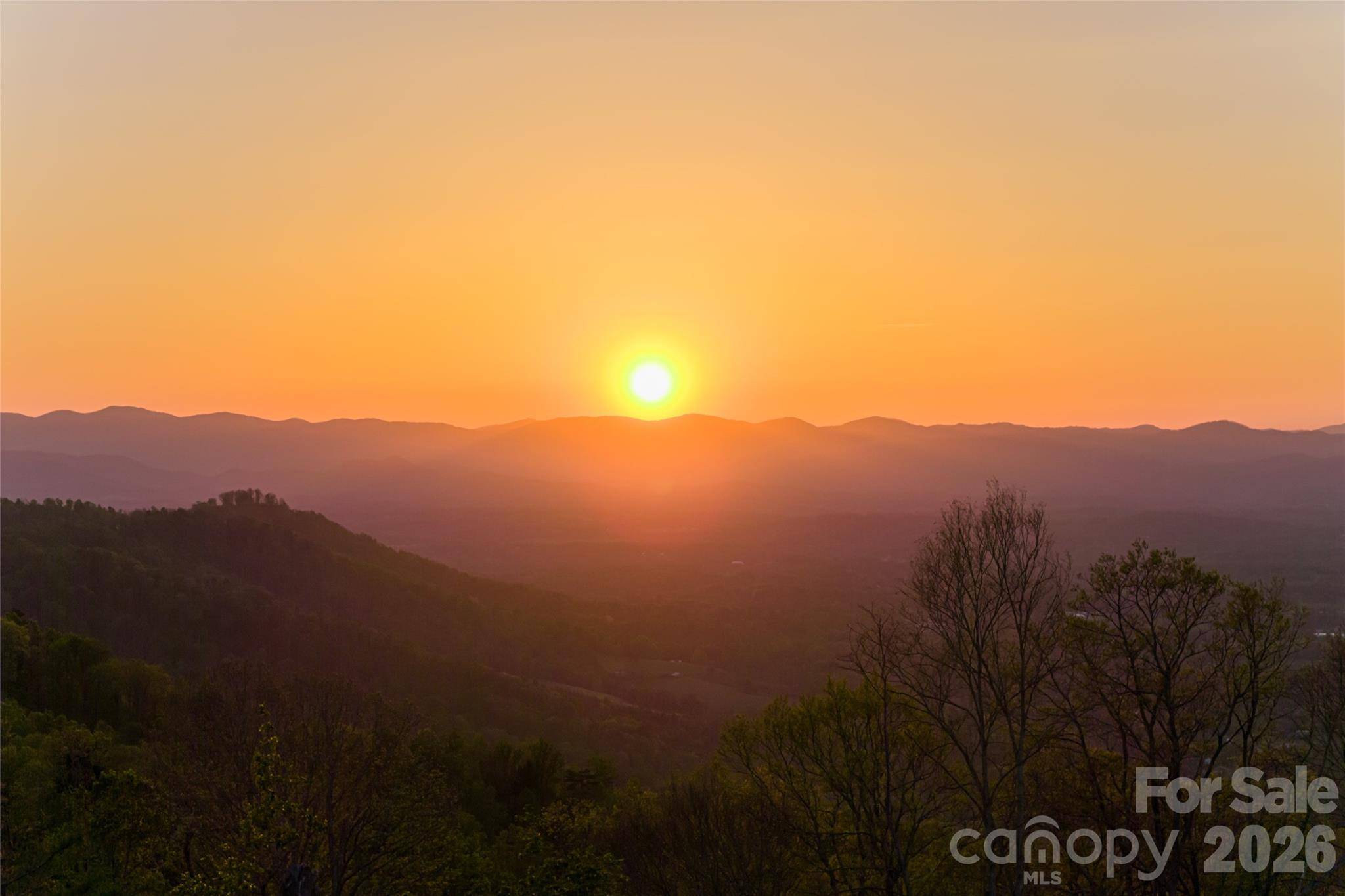 99999 Elk Mountain Scenic HWY #2, Asheville, NC 28804