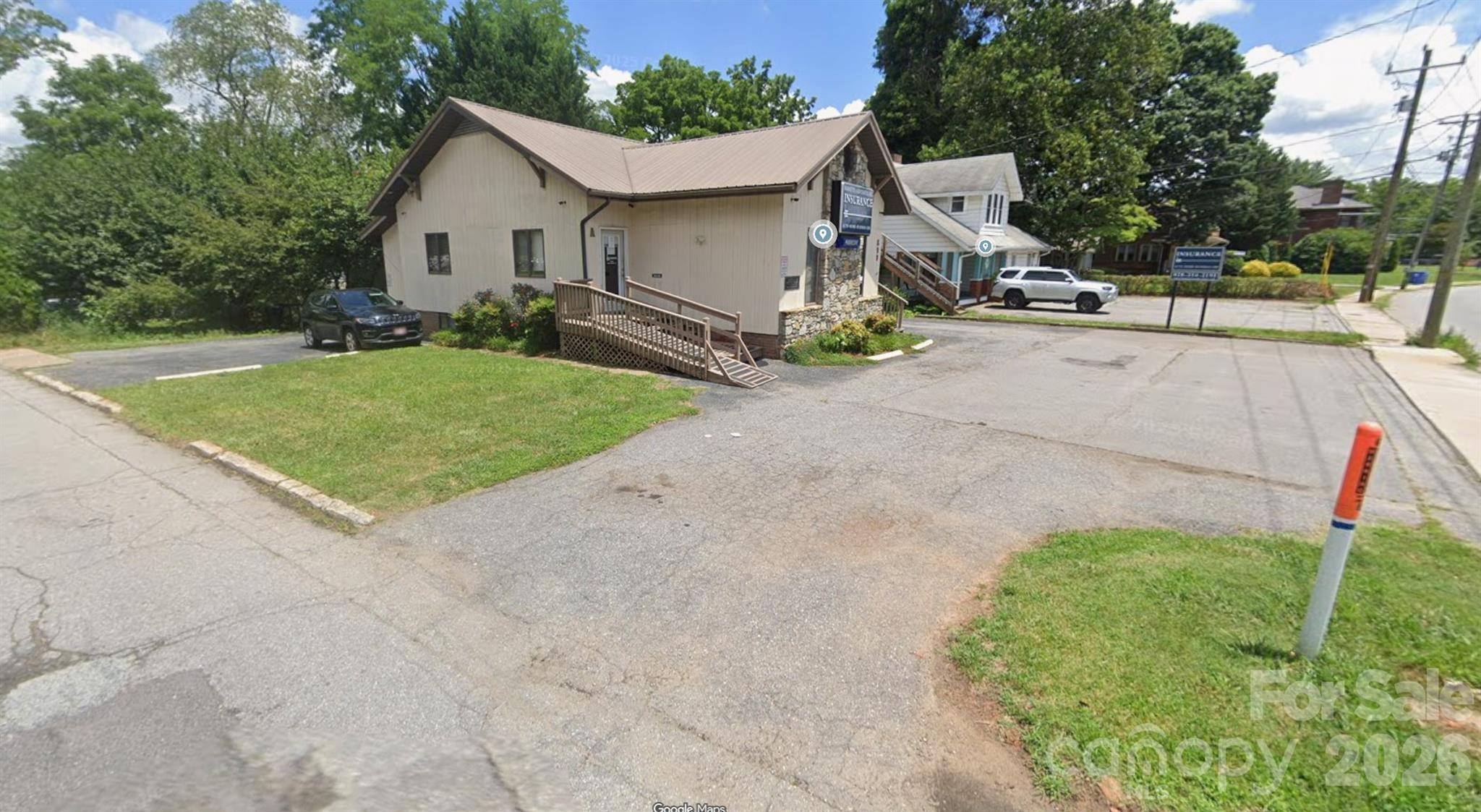 899 Haywood RD, Asheville, NC 28806