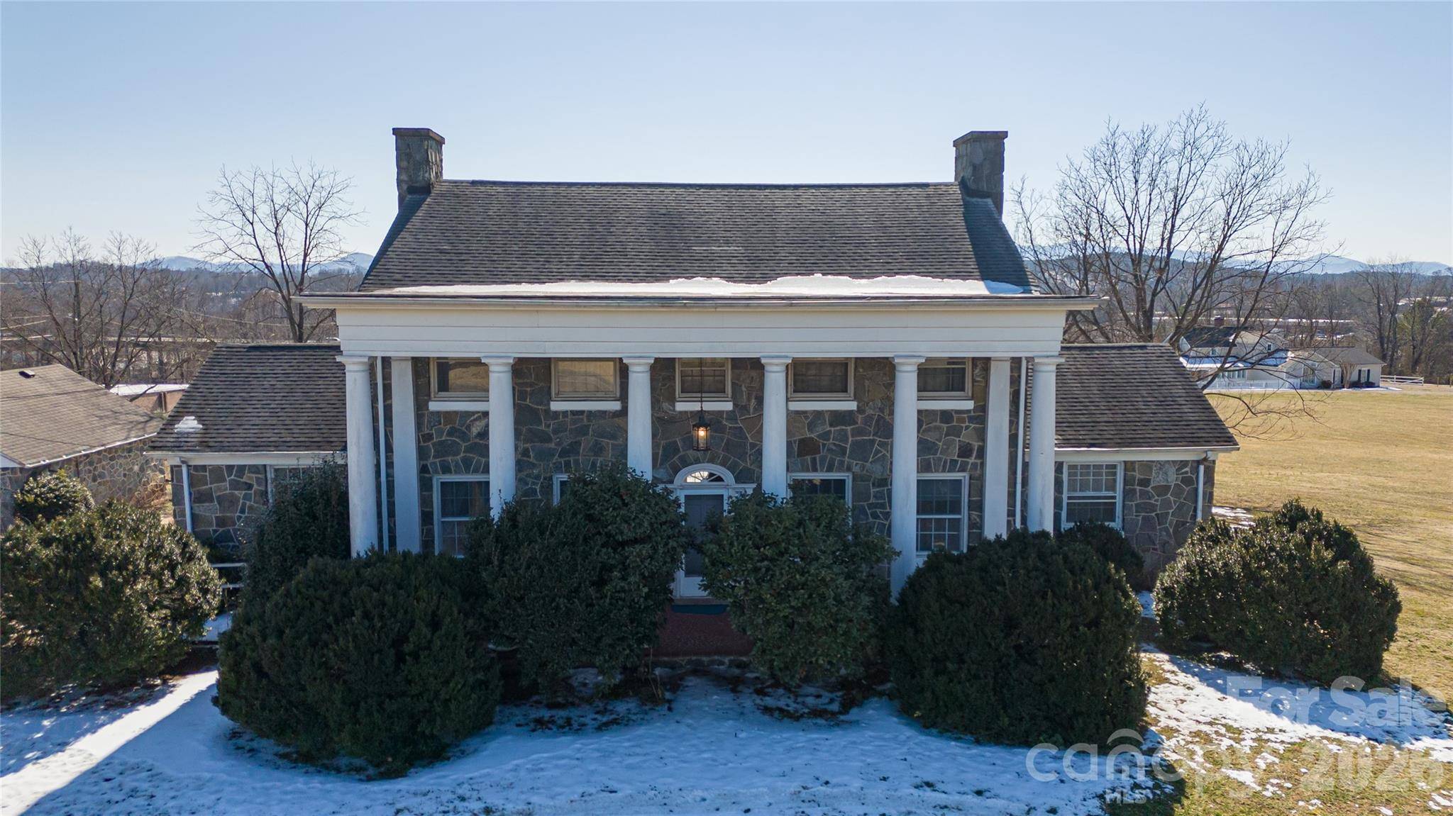 615 Carbon City RD, Morganton, NC 28655
