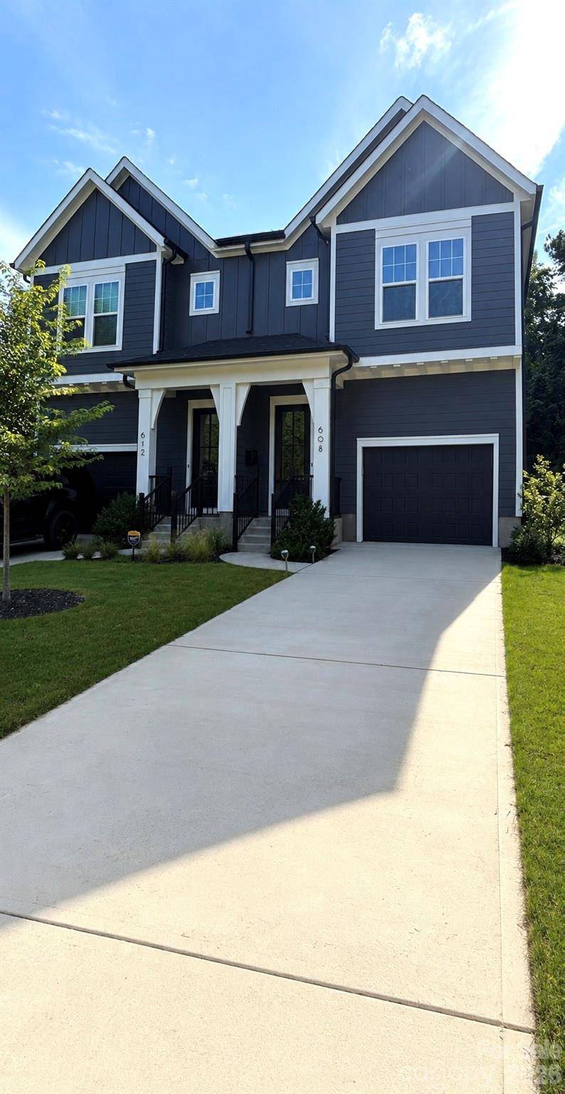 608 Ambassador ST, Charlotte, NC 28208