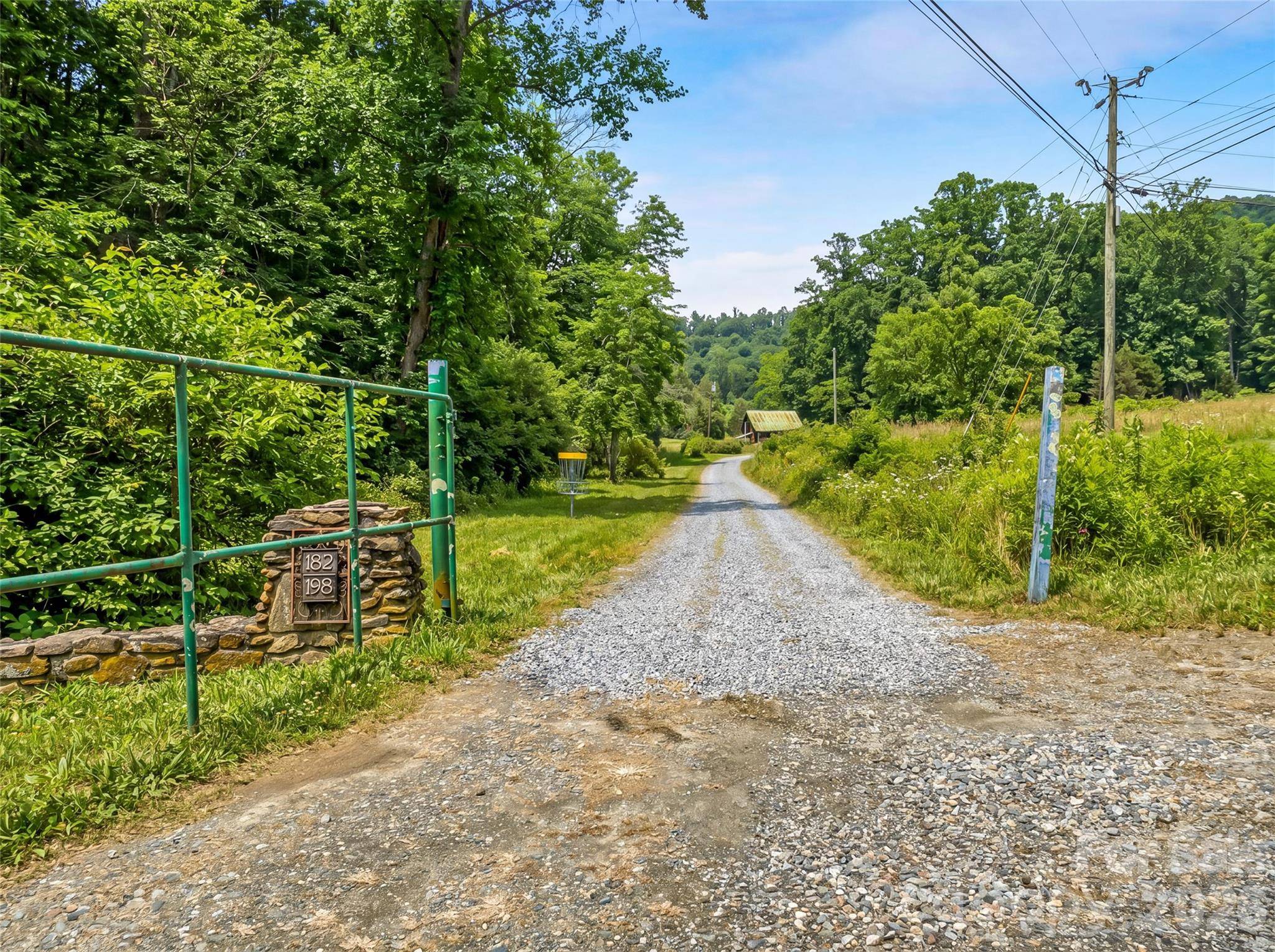 198 Brooks Branch RD, Leicester, NC 28748