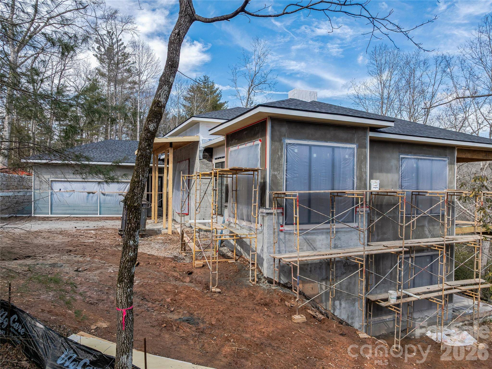 12 Falling Waters TRL, Arden, NC 28704