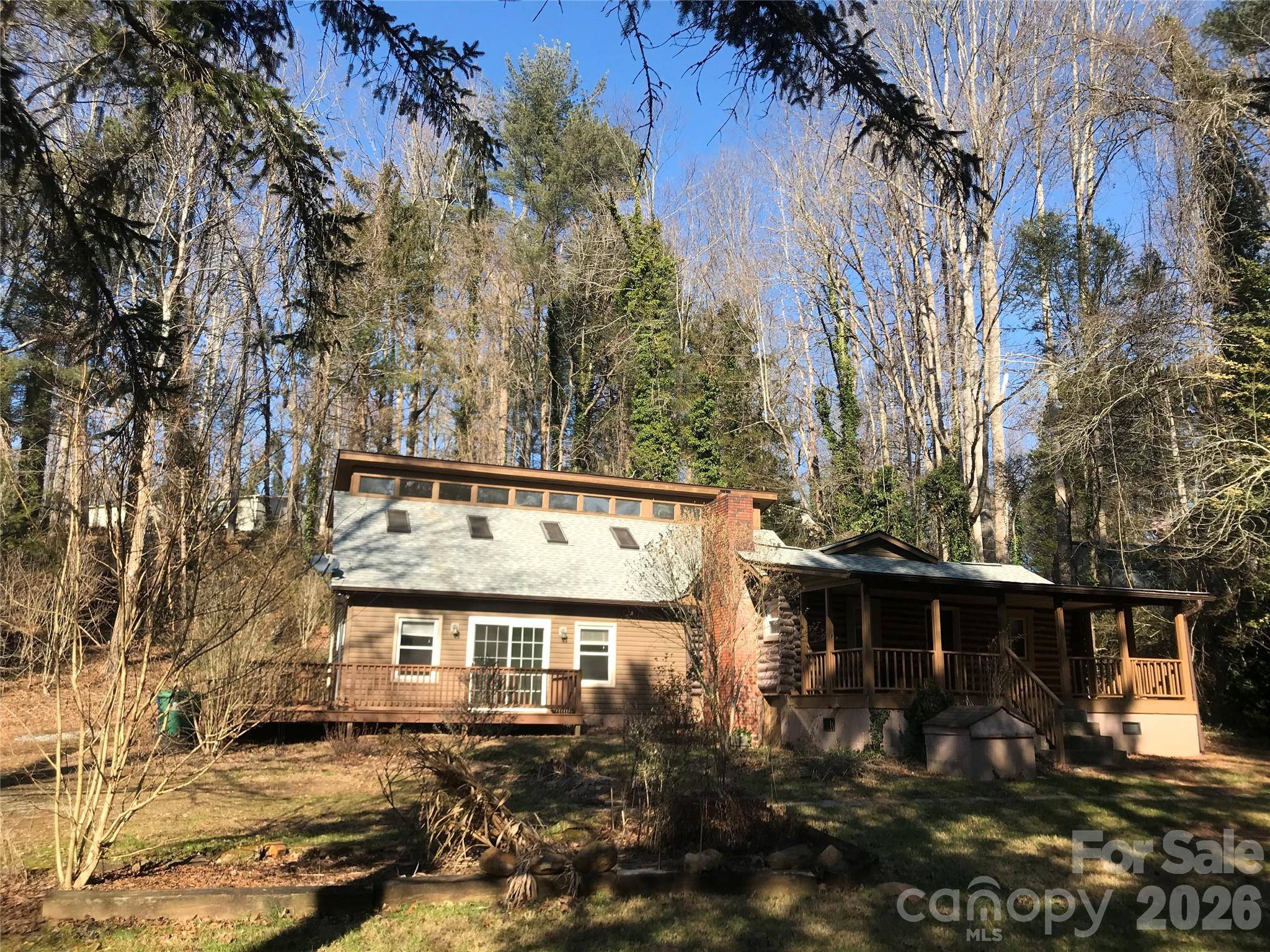 545 Avery Creek RD, Arden, NC 28704