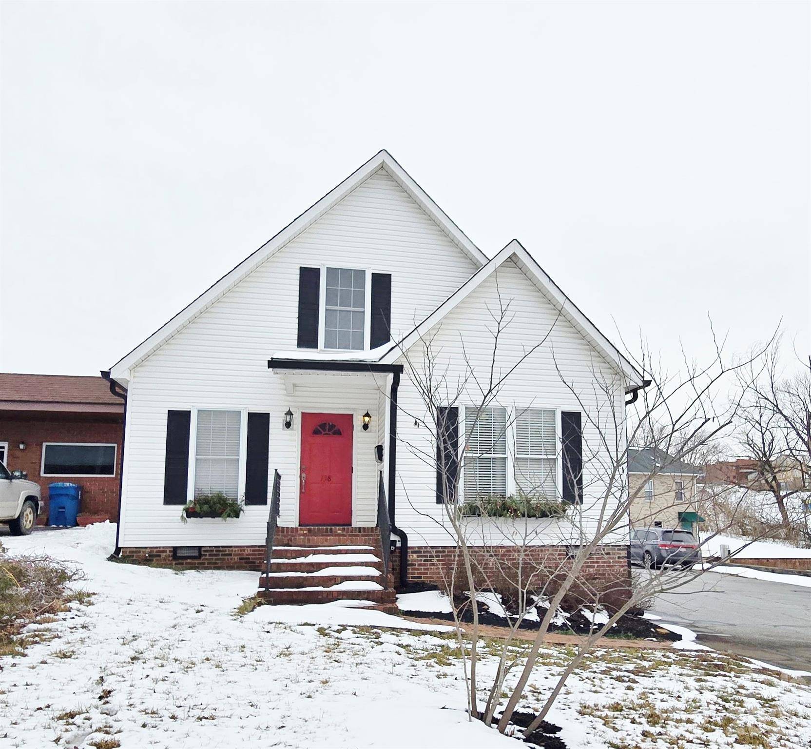 138 Old Wilkesboro RD, Taylorsville, NC 28681