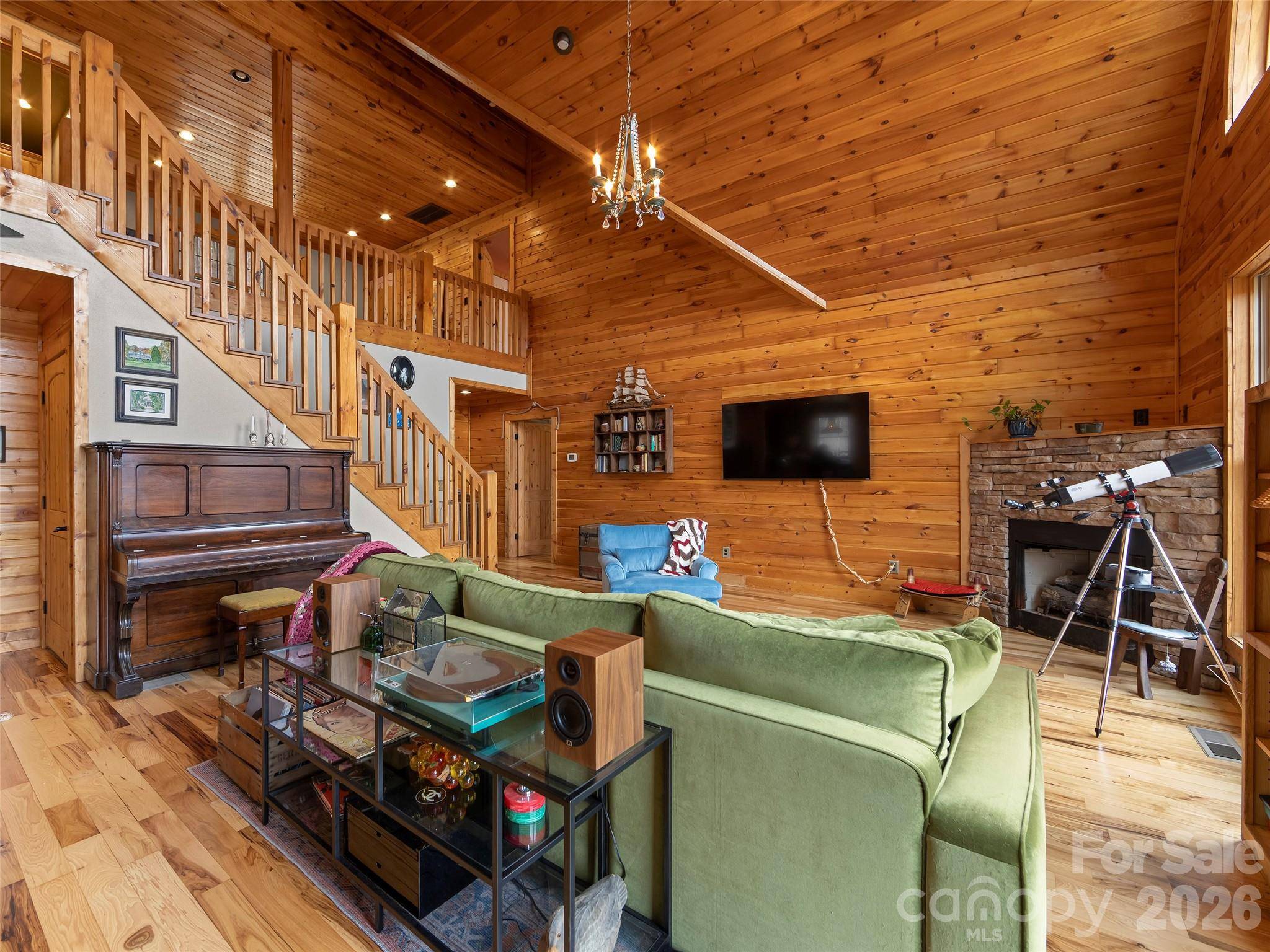 110 Mailon King RD, Leicester, NC 28748