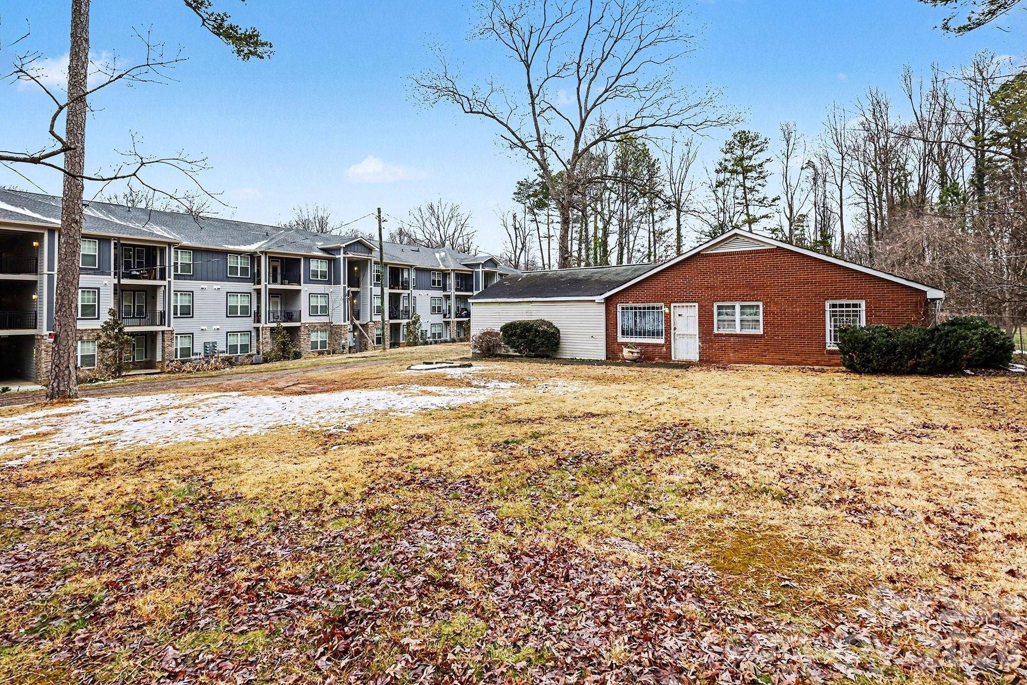 500 Tom Hunter RD, Charlotte, NC 28213