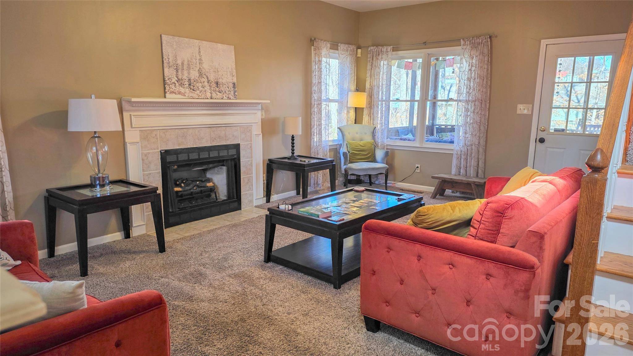 28 Sweetbriar CT, Asheville, NC 28803