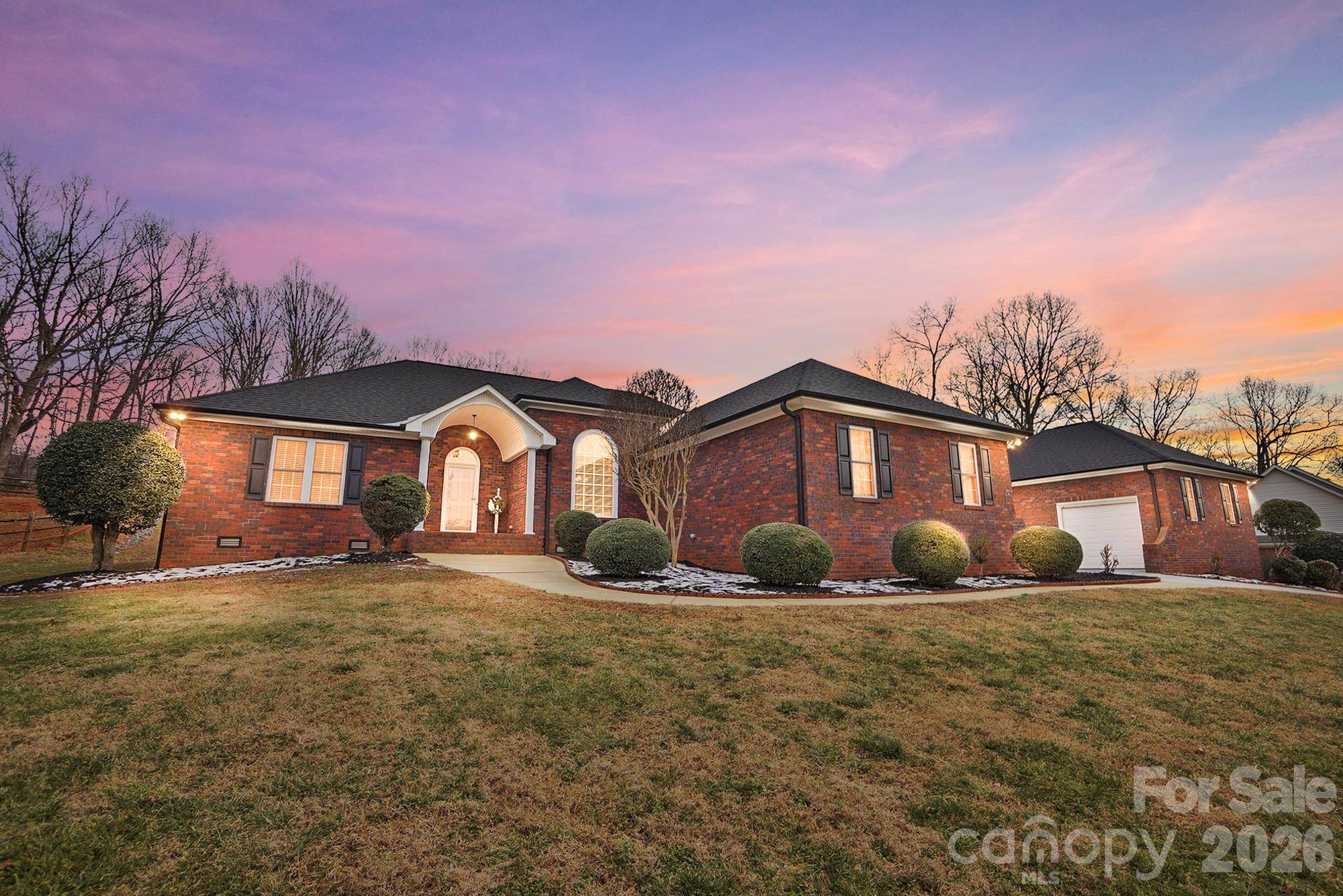 6104 Charity DR, Marshville, NC 28103