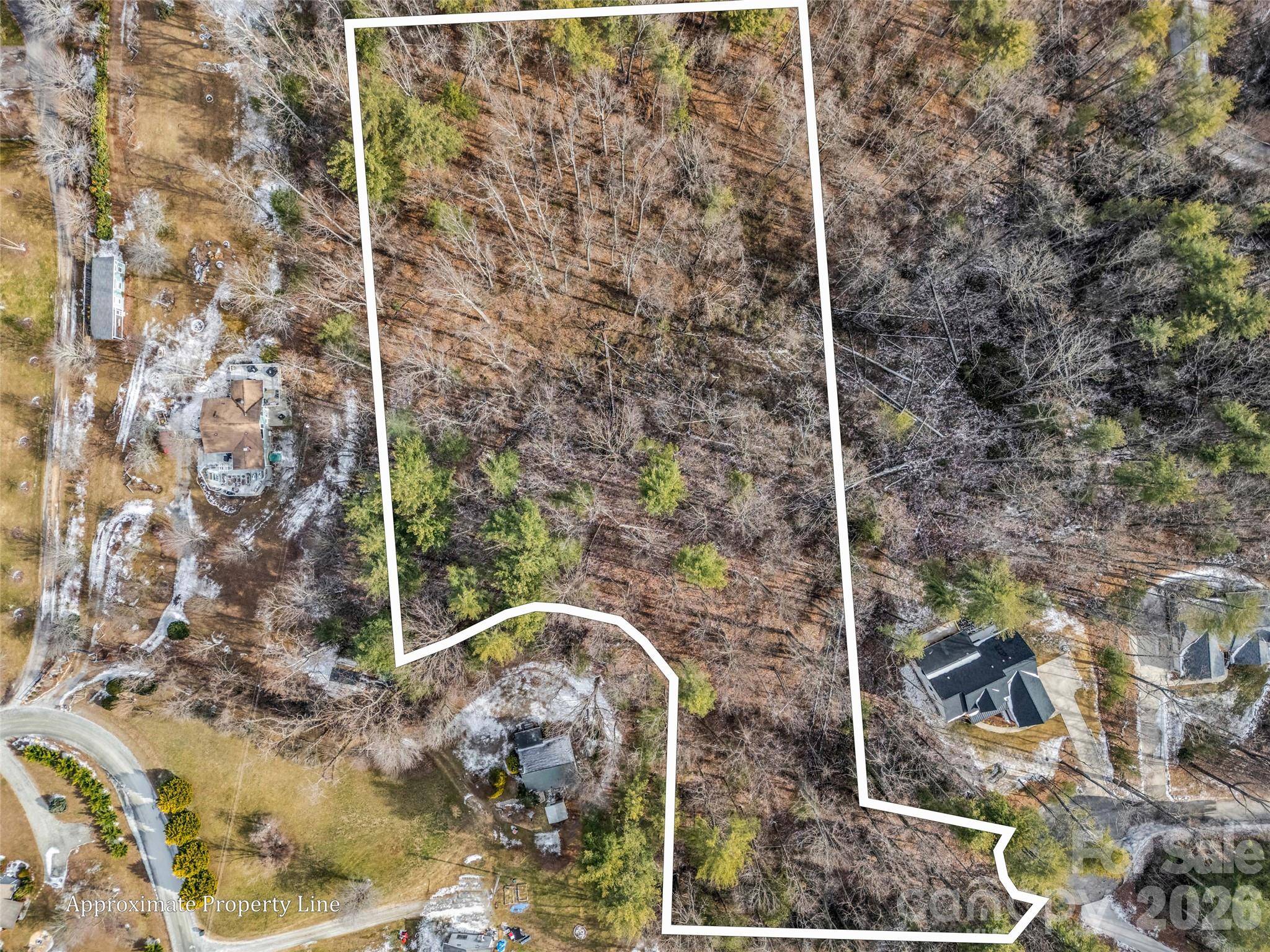 88 Summer Shade CT, Hendersonville, NC 28792