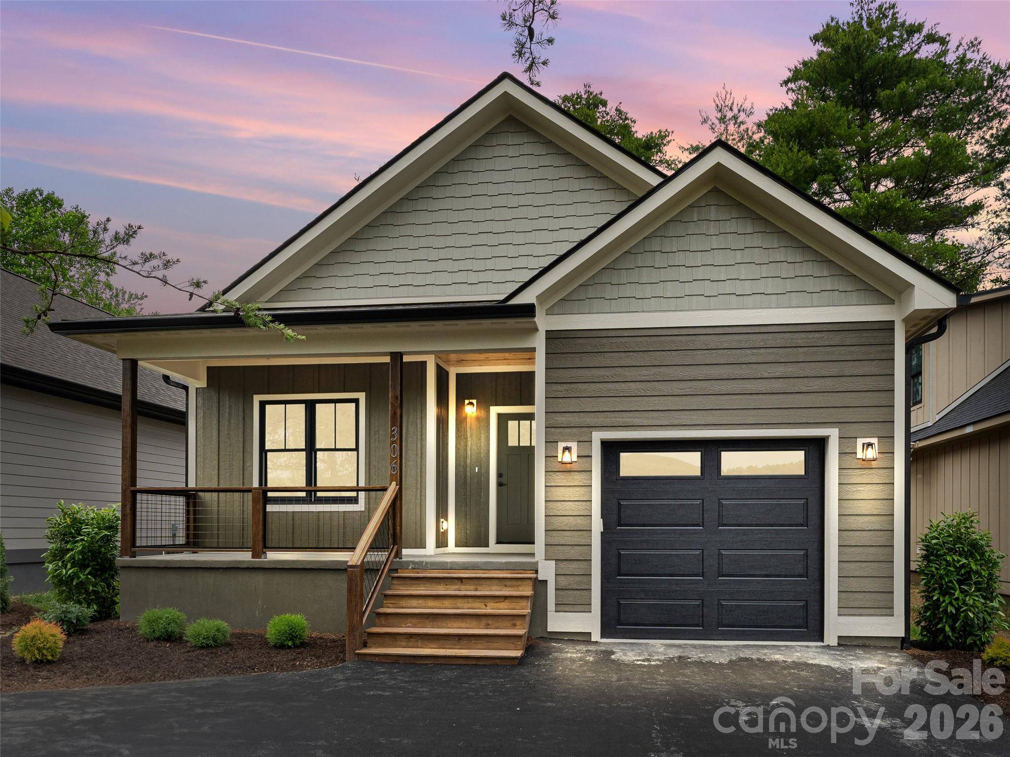 306 Gallimore RD, Brevard, NC 28712