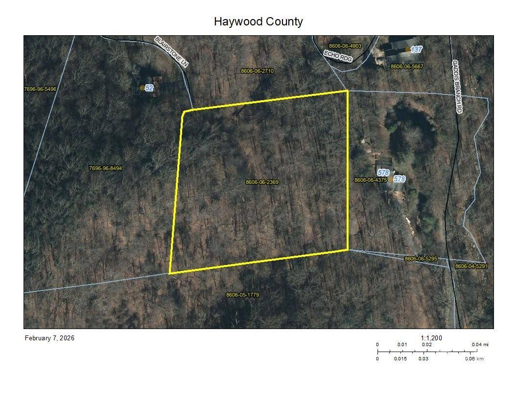 19 Blairstone LN, Maggie Valley, NC 28751