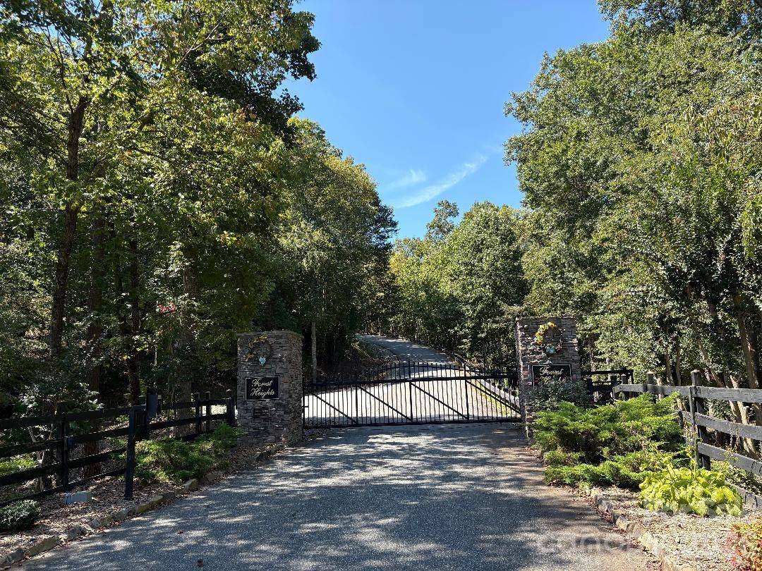 Lot 106 Ravenswood DR, Marion, NC 28752