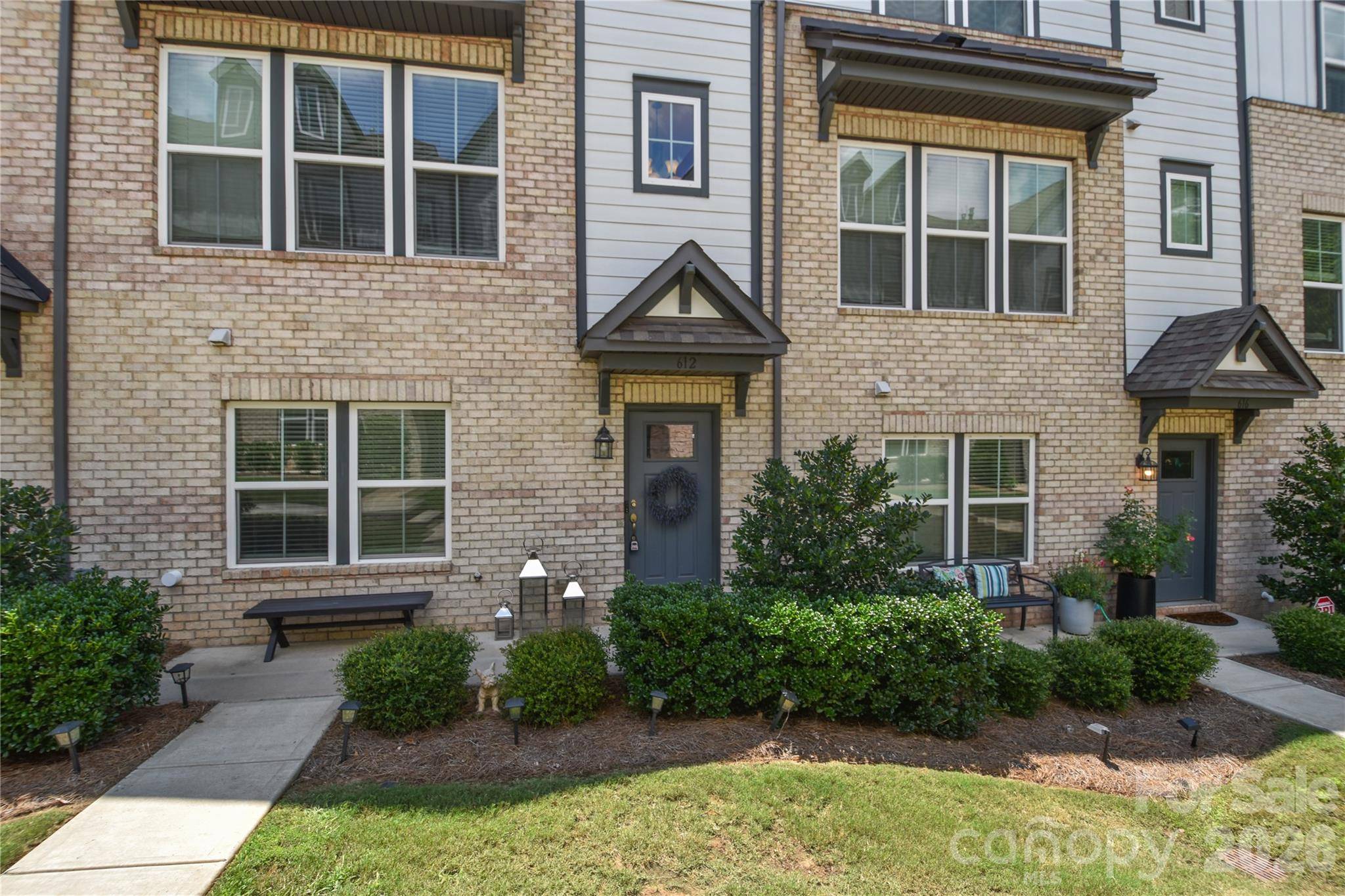 612 Tudor Park WAY, Charlotte, NC 28211