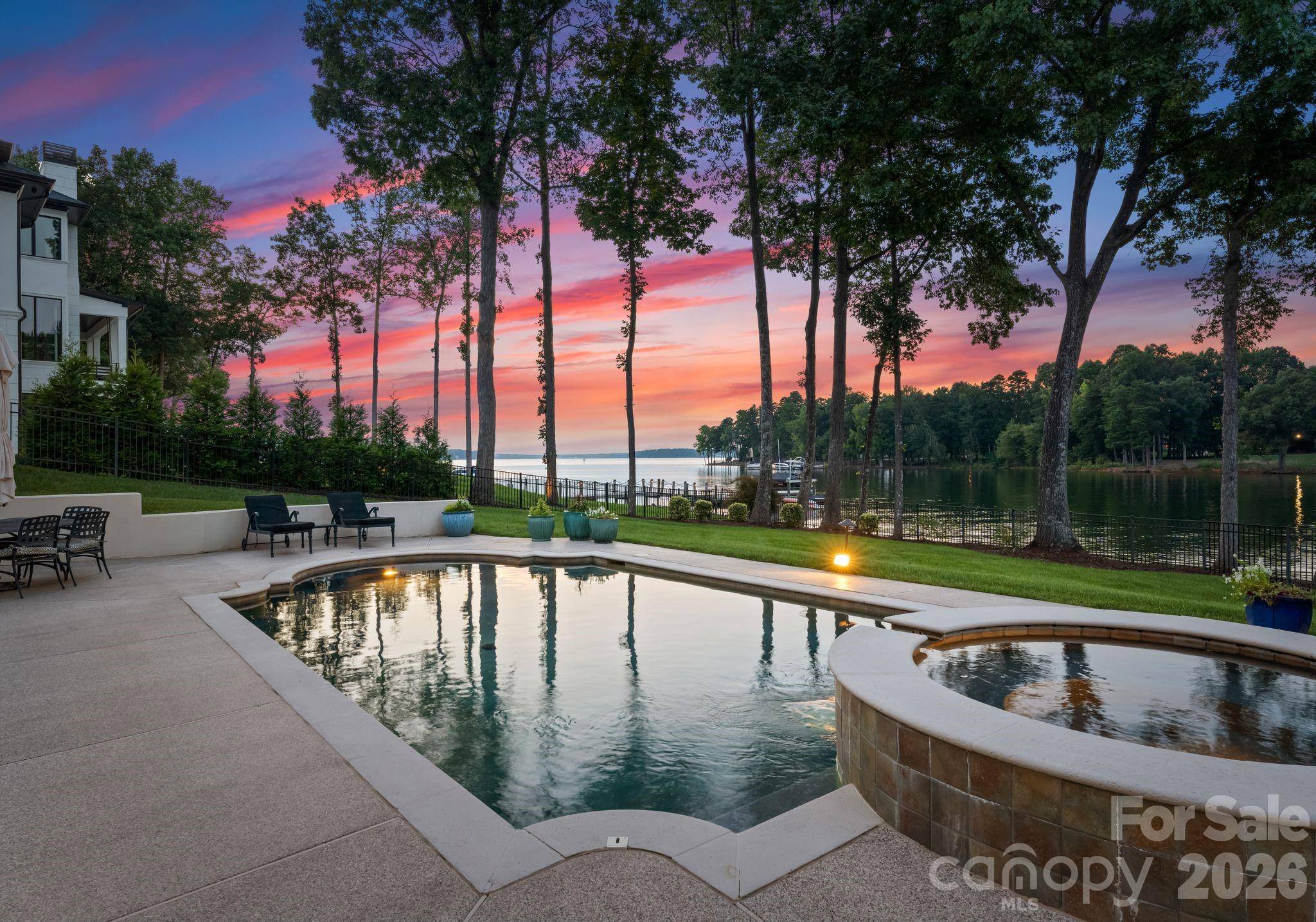 124 Lightship DR, Mooresville, NC 28117