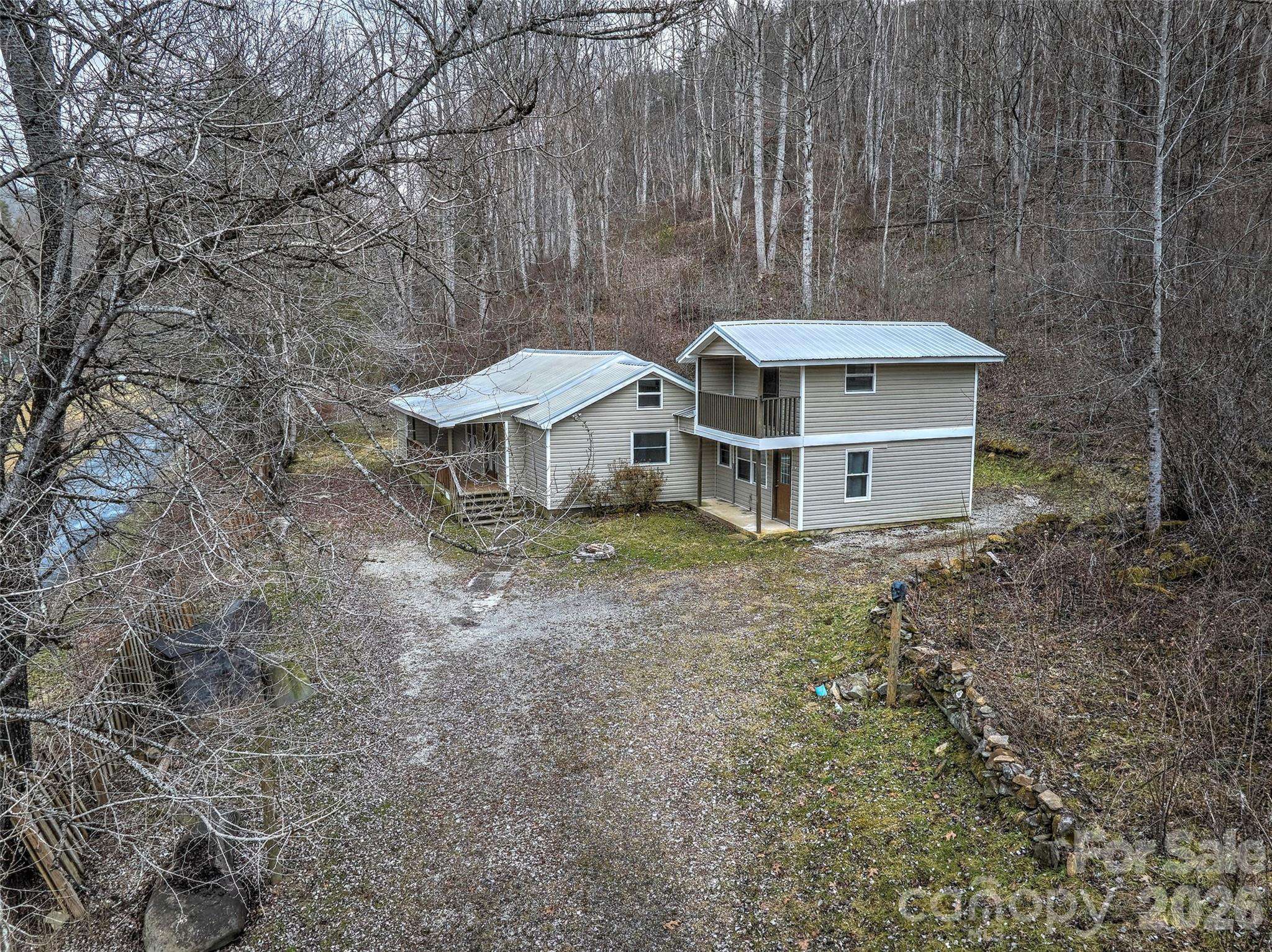 1101 Otter Creek RD, Topton, NC 28781