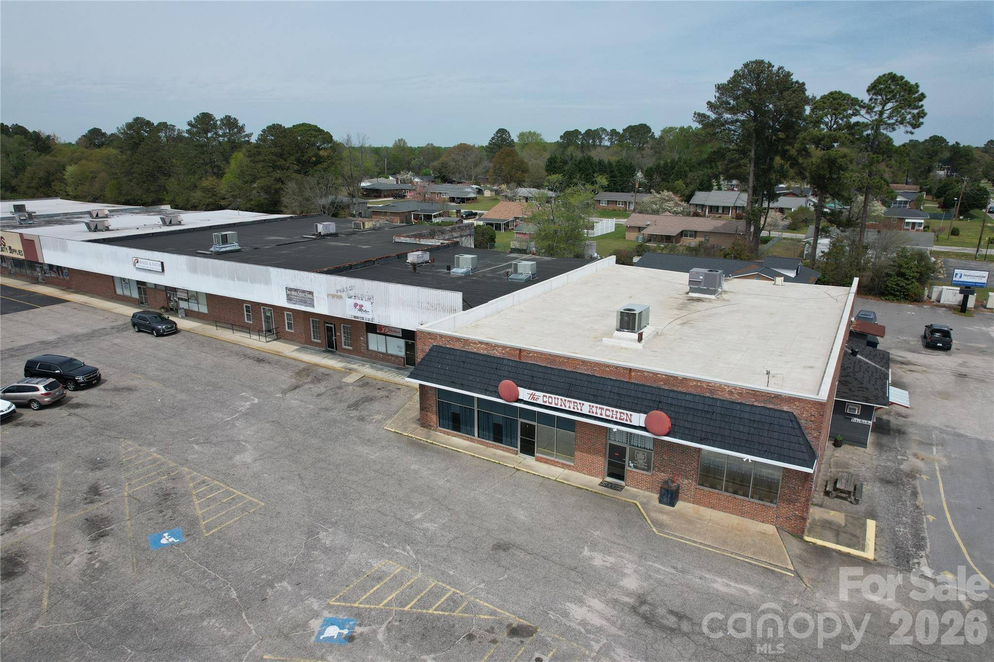 908 Chesterfield HWY, Cheraw, SC 29520