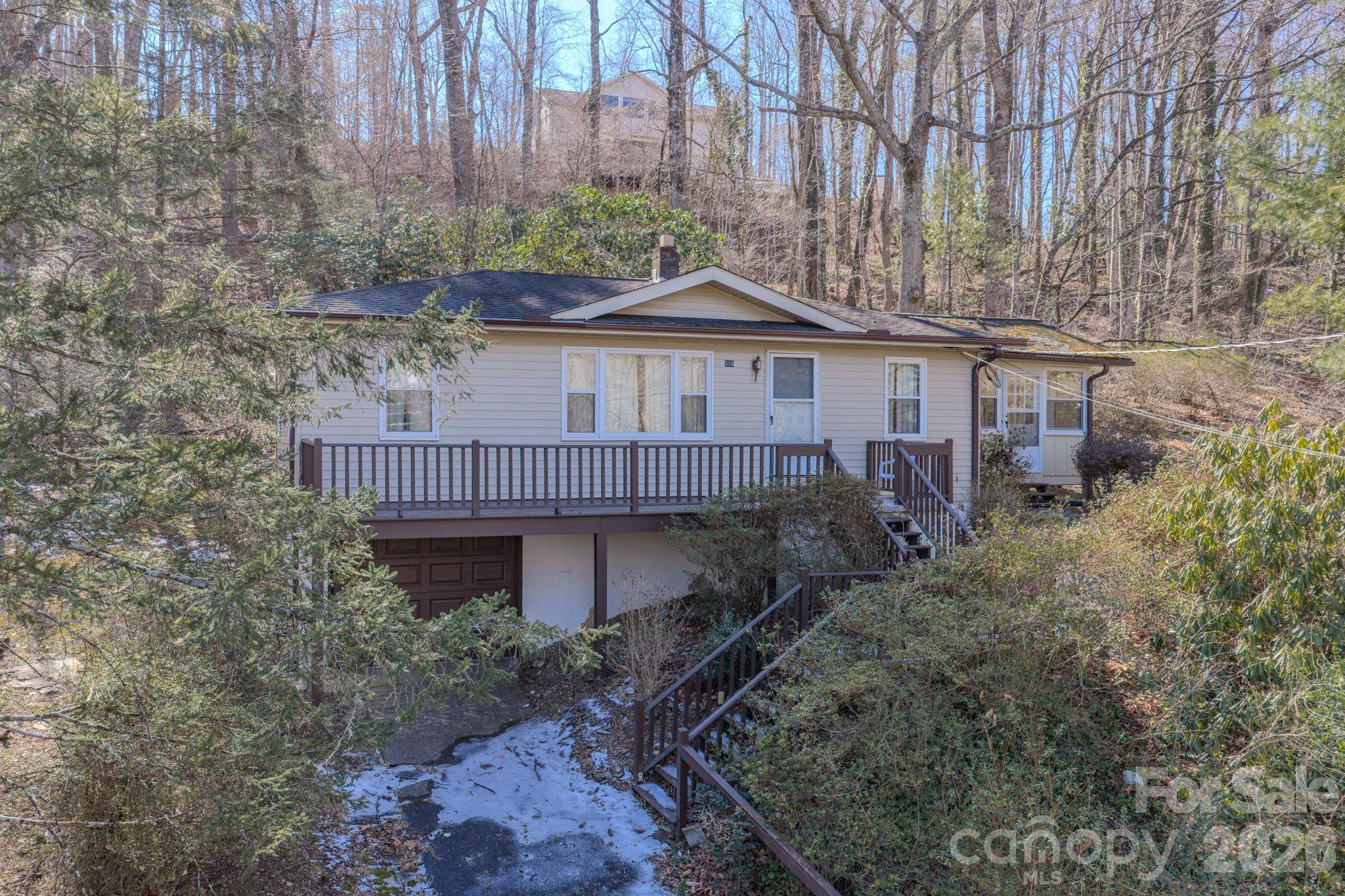 550 Saluda ST, Hendersonville, NC 28791