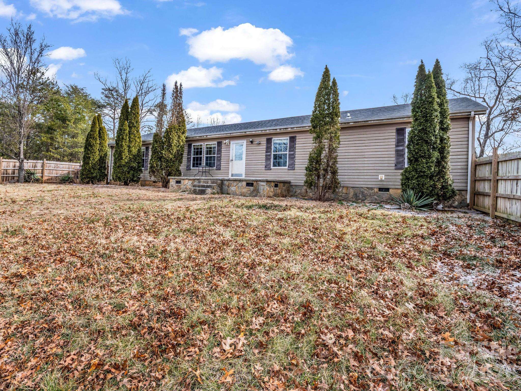 865 Boland DR, Lake Lure, NC 28746