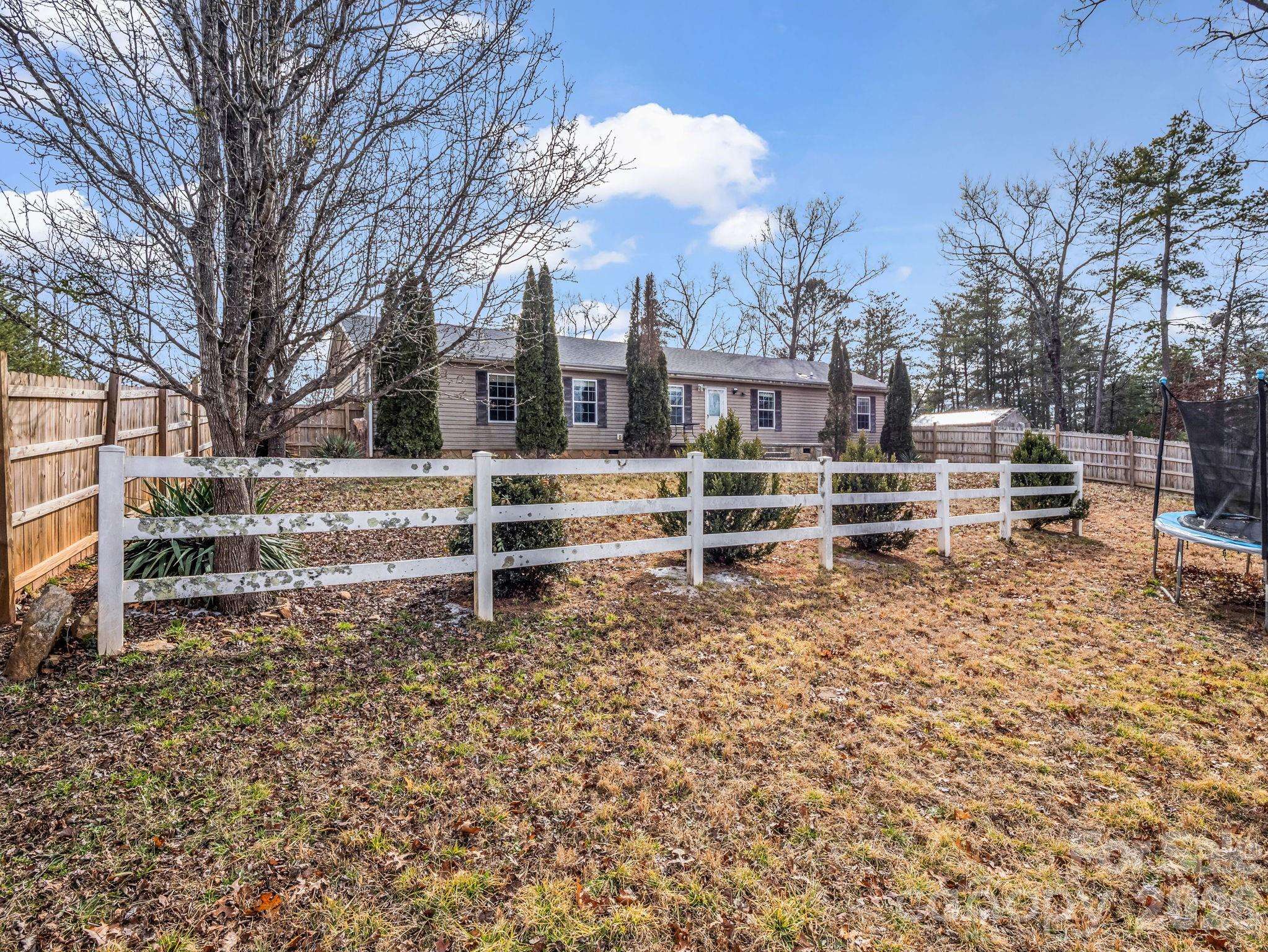 865 Boland DR, Lake Lure, NC 28746