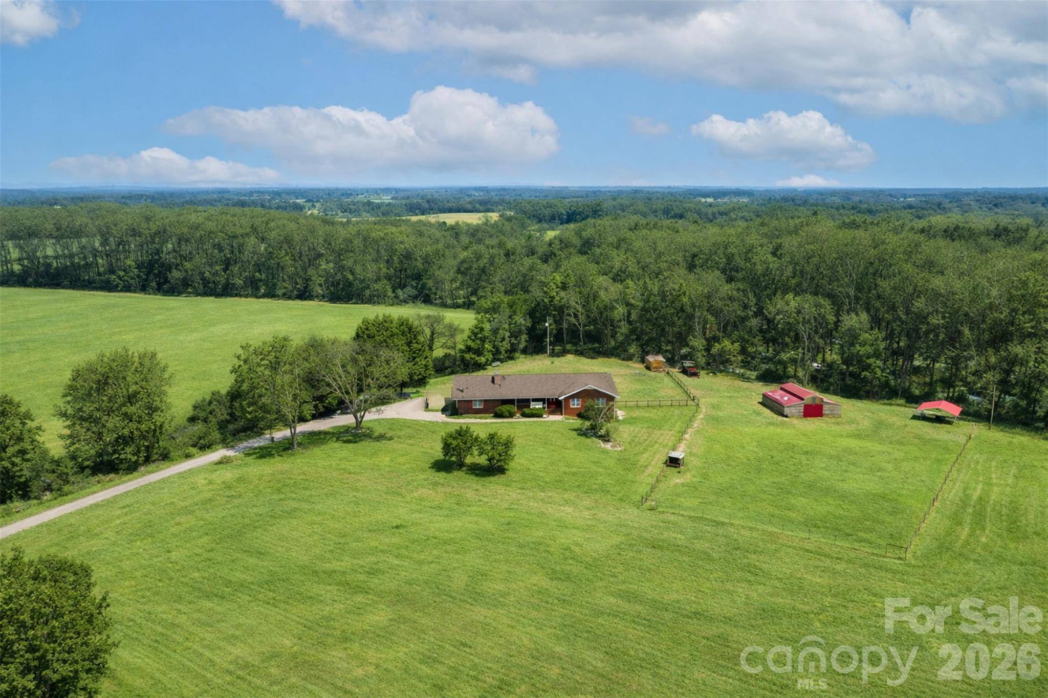 173 Chestnut Grove RD, Statesville, NC 28625