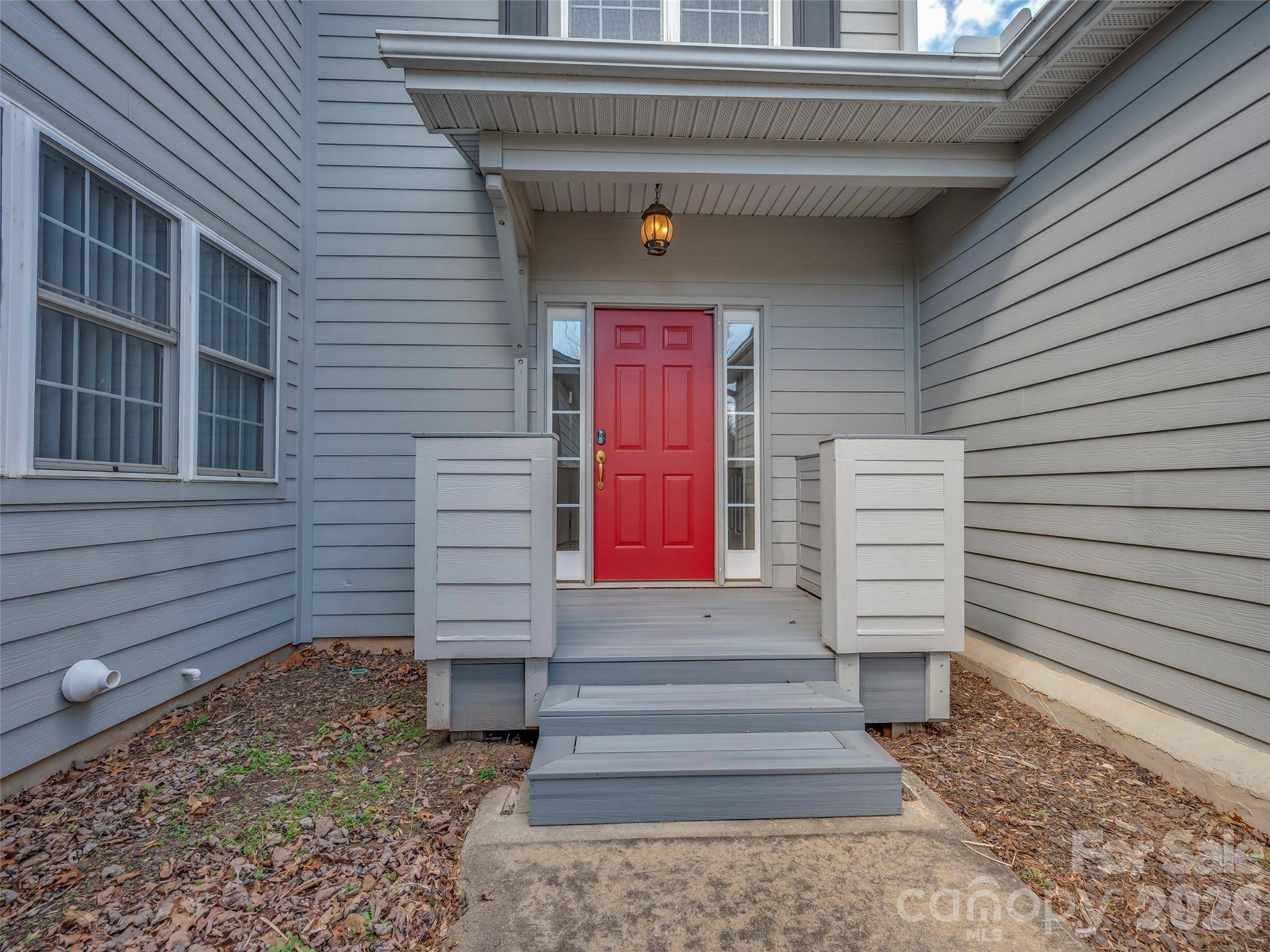 21 Holiday DR, Arden, NC 28704