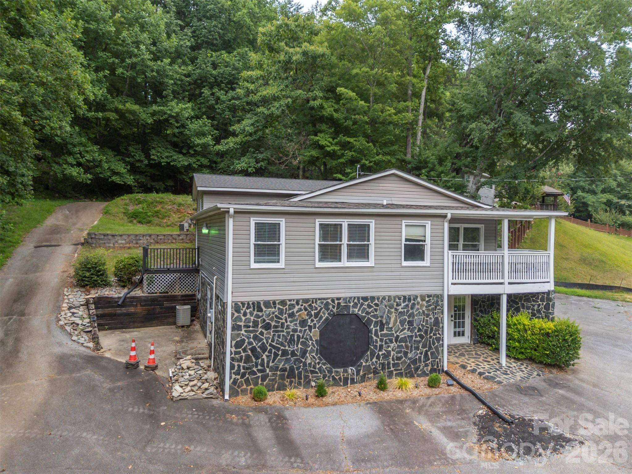 1840 Memorial HWY, Lake Lure, NC 28746