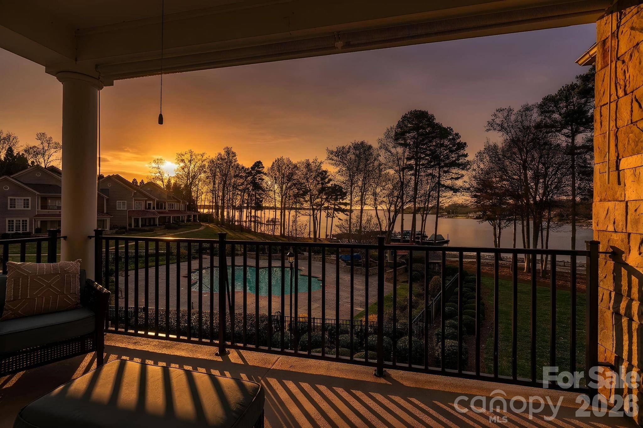 103 N Cove Key LN, Mooresville, NC 28117