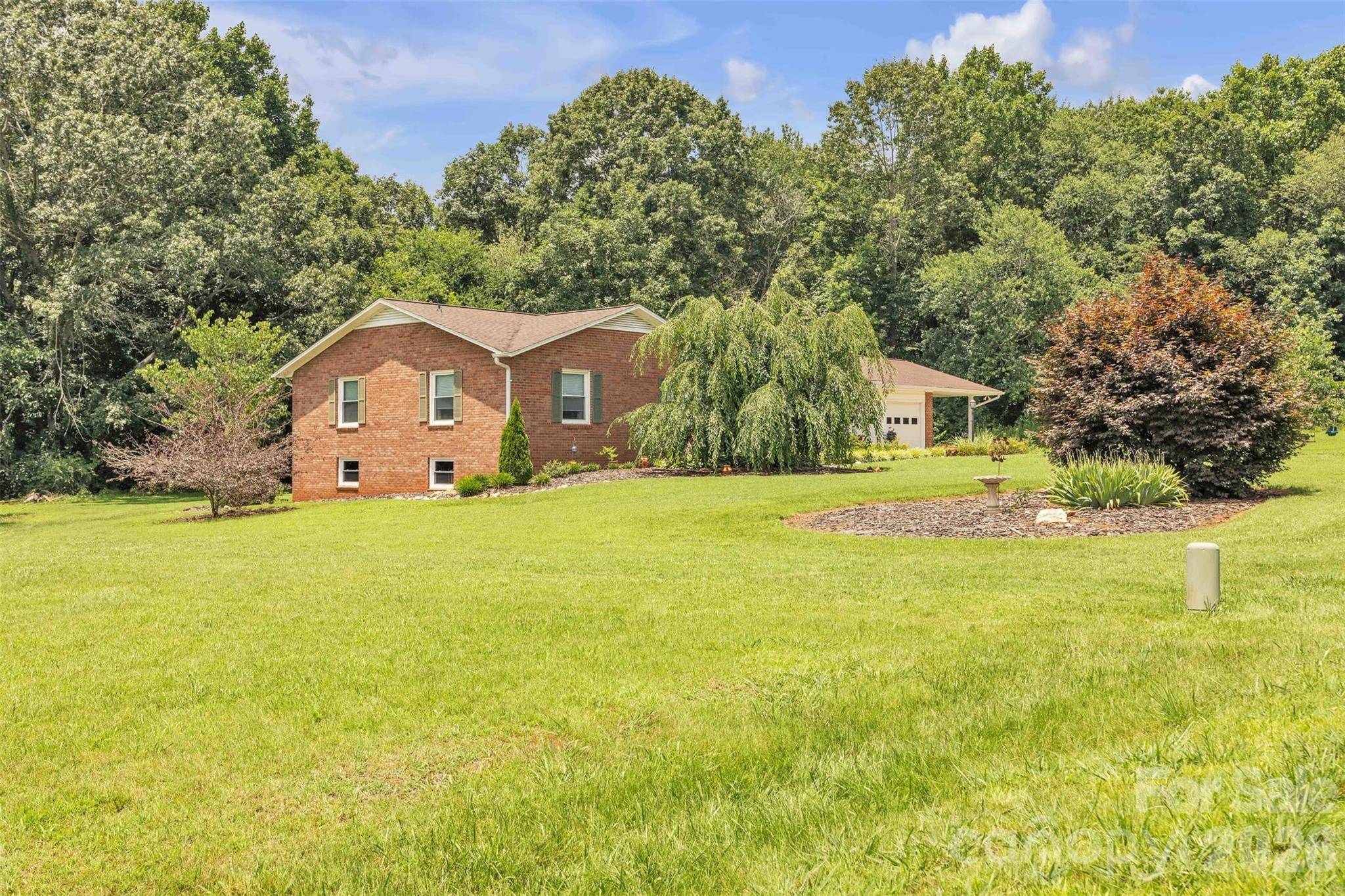 137 Proust RD, Statesville, NC 28625