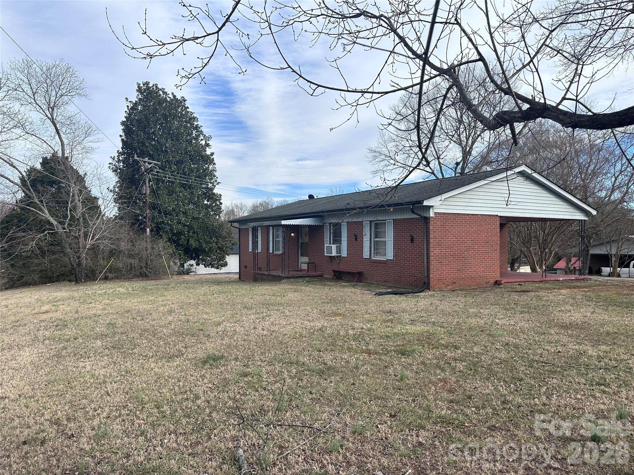 2410 Harris Henrietta RD, Mooresboro, NC 28114