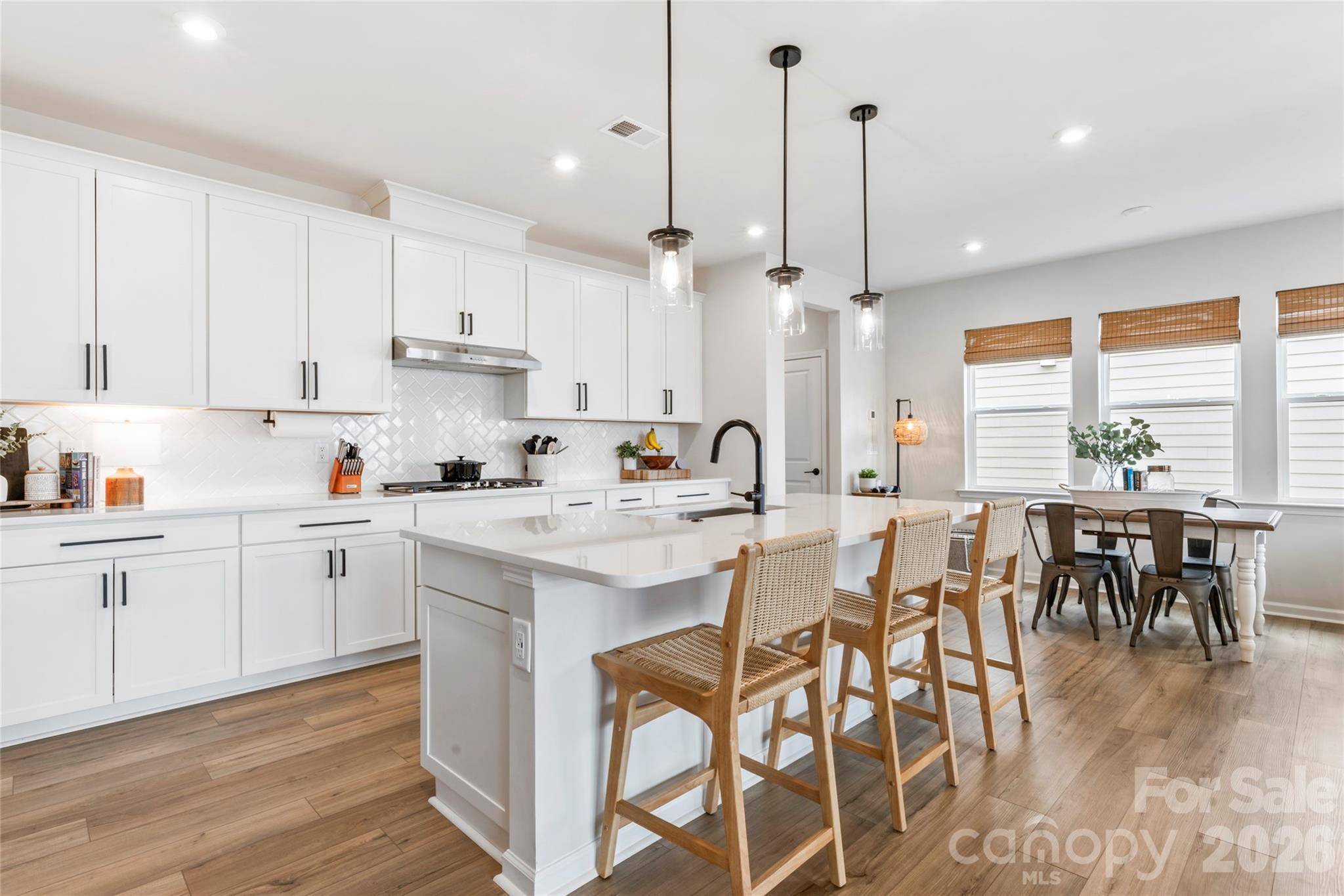 5730 Clear Creek LN, Charlotte, NC 28215