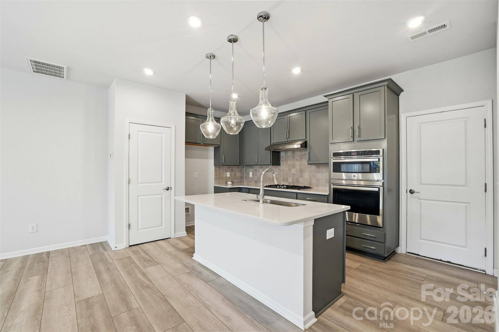 1276 Brawley School RD #B, Mooresville, NC 28117