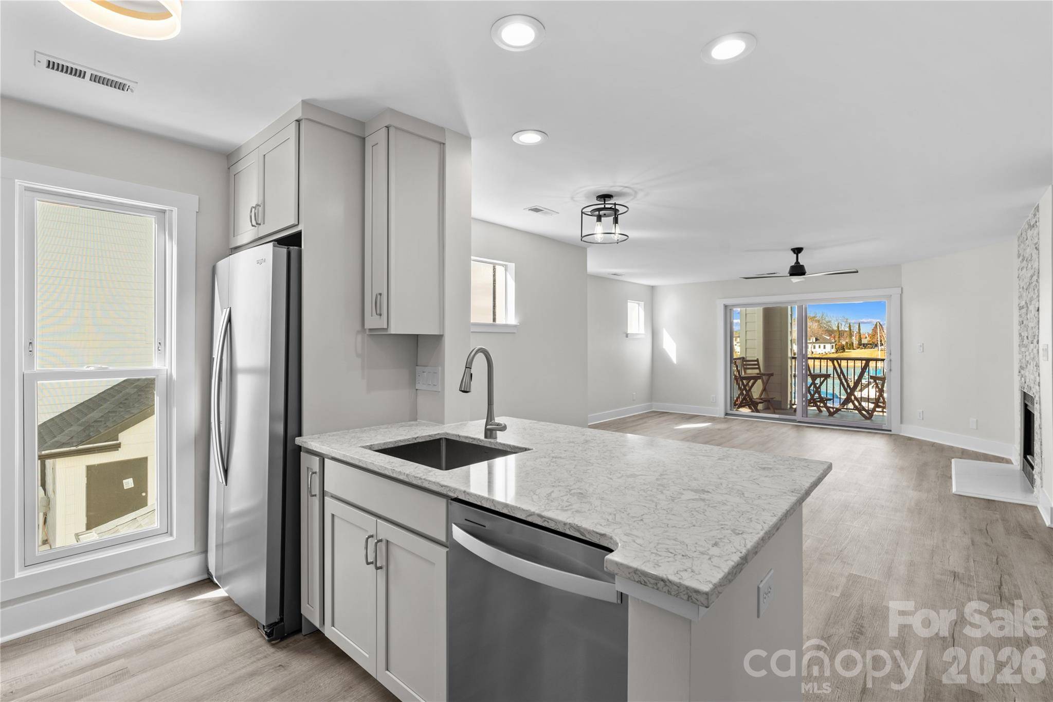 18729 Vineyard Point LN, Cornelius, NC 28031