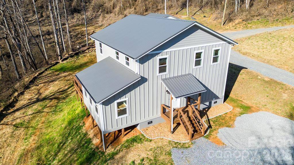 175 Trinity DR, Sylva, NC 28779
