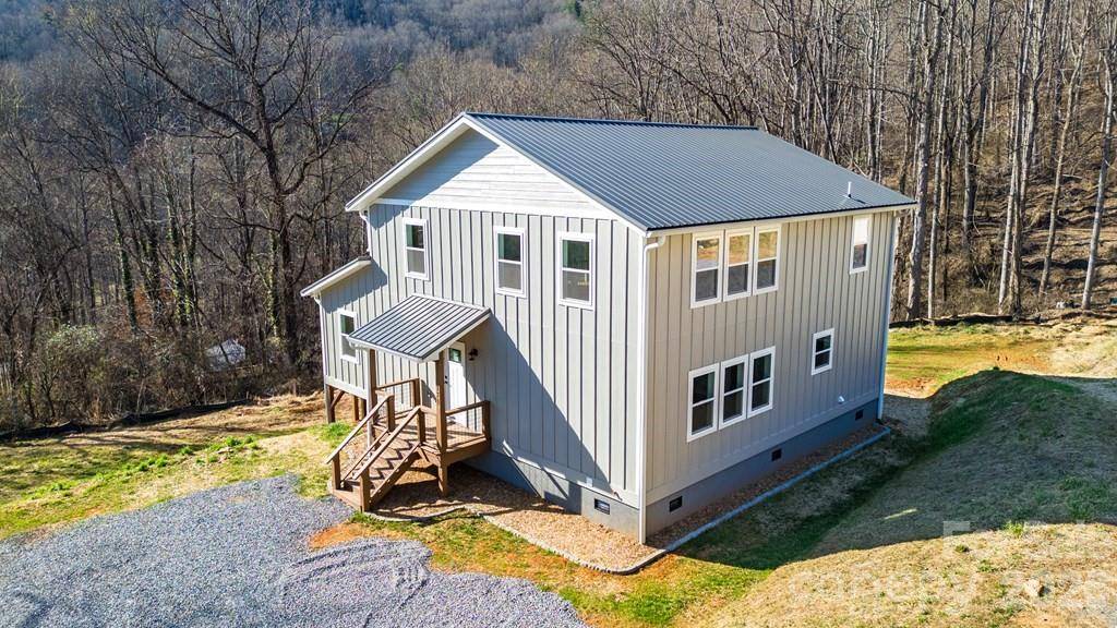 175 Trinity DR, Sylva, NC 28779