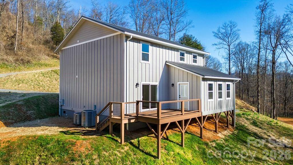 175 Trinity DR, Sylva, NC 28779