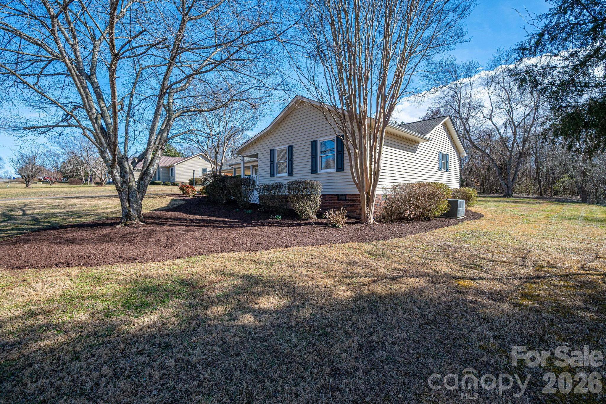 2596 Prince DR, Lincolnton, NC 28092