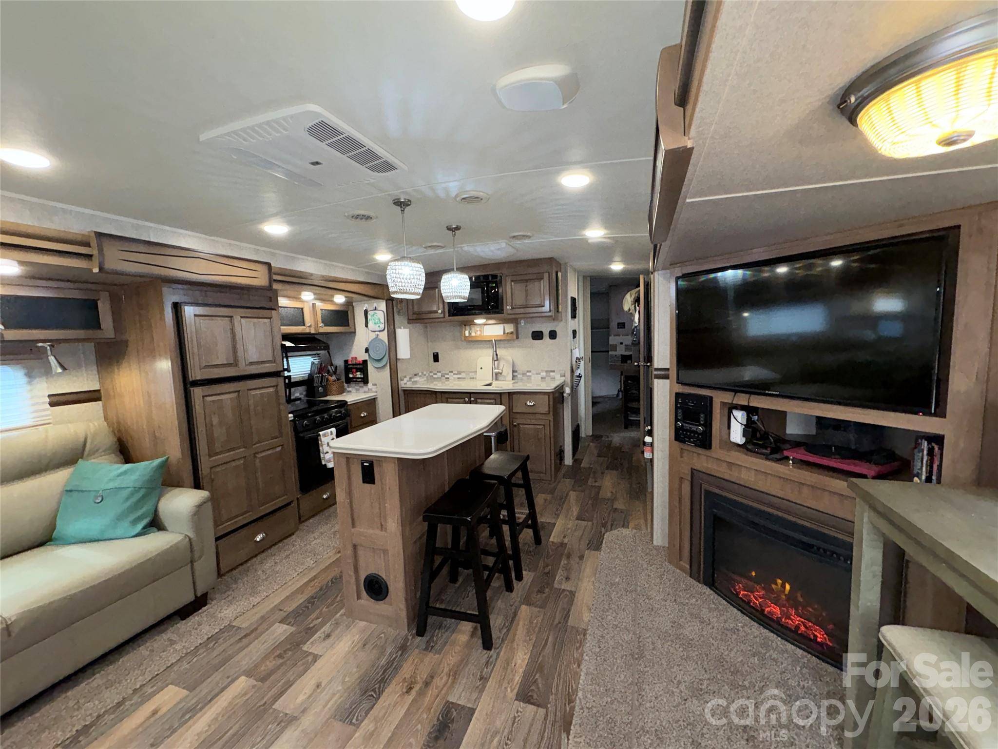 117 Pier AVE, New London, NC 28127