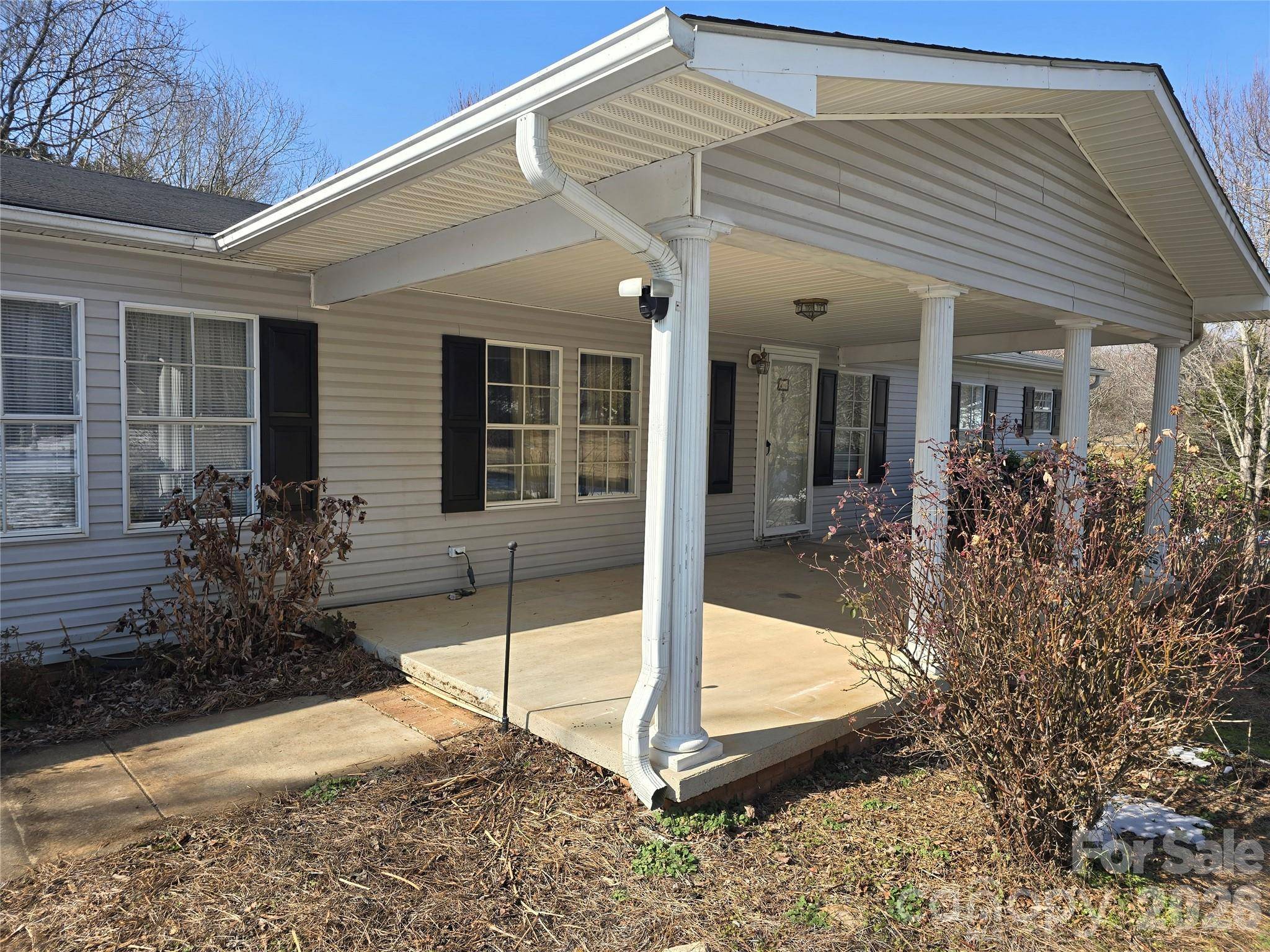 285 Skyuka RD, Statesville, NC 28677