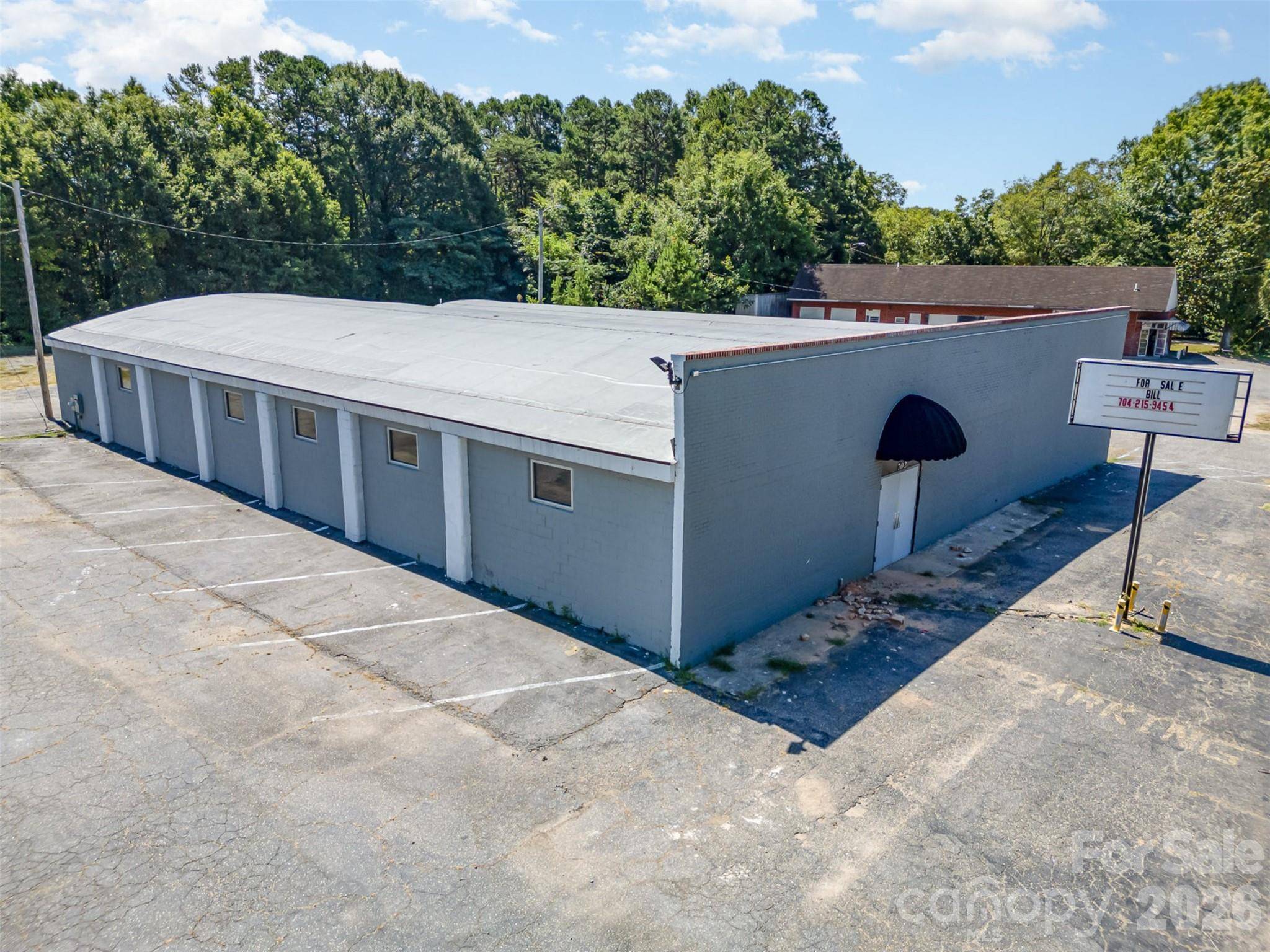 702 Linwood RD, Gastonia, NC 28052