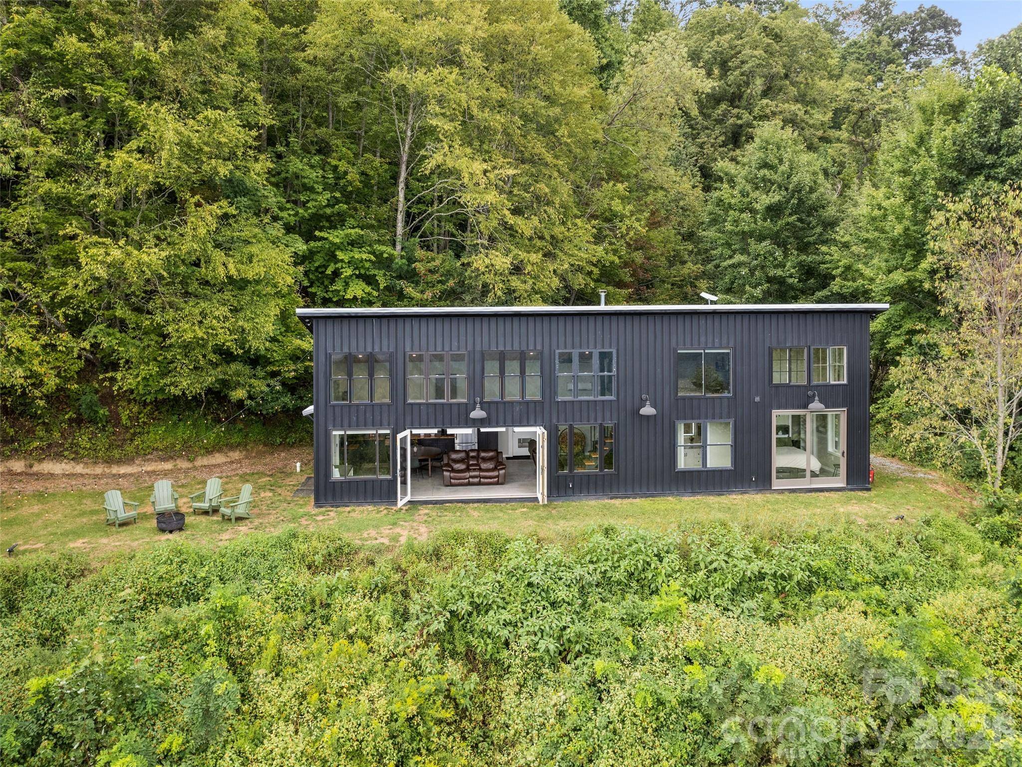 1225 Clark RD, Clyde, NC 28721