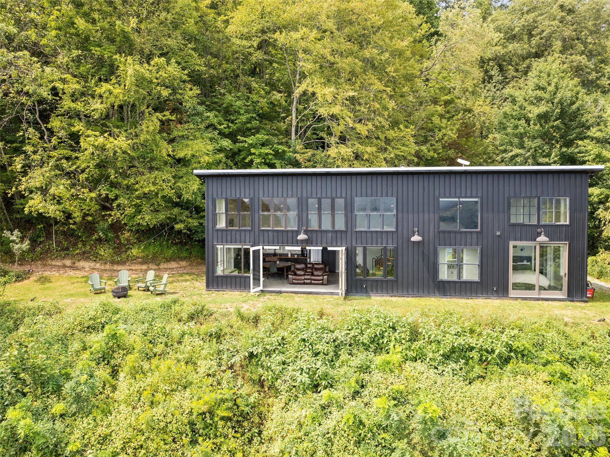 1225 Clark RD, Clyde, NC 28721