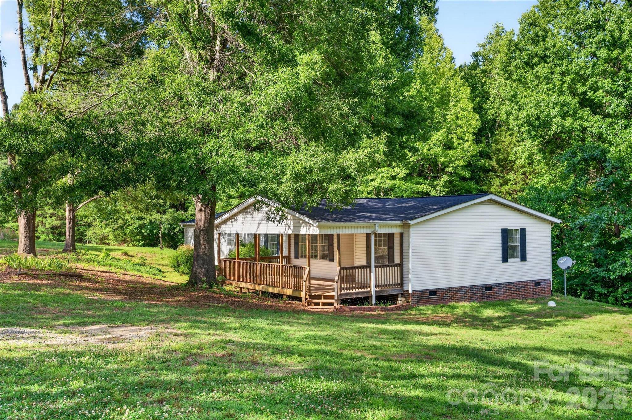 388 Chinquapin LN, Mt Ulla, NC 28125