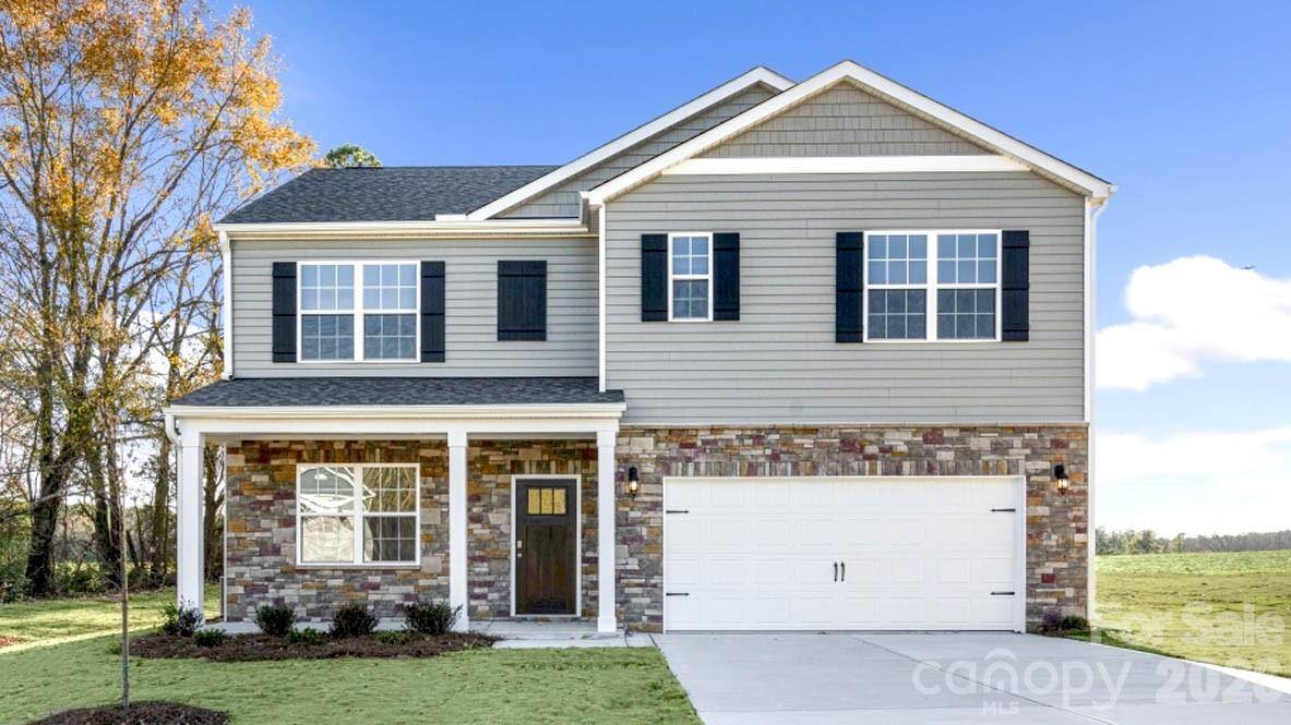 437 Falcon LN, Lexington, NC 27295