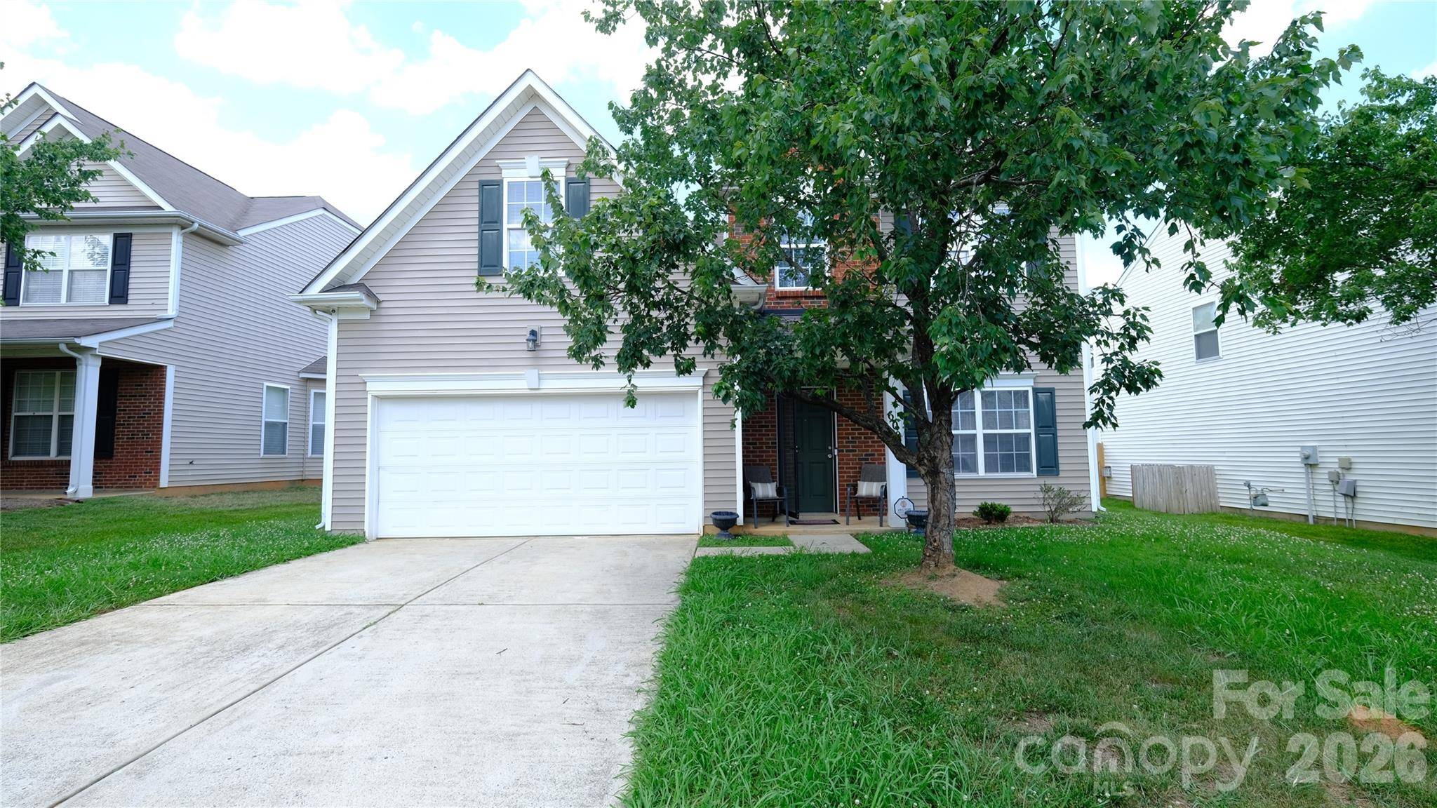 608 Wrayhill DR, Charlotte, NC 28262