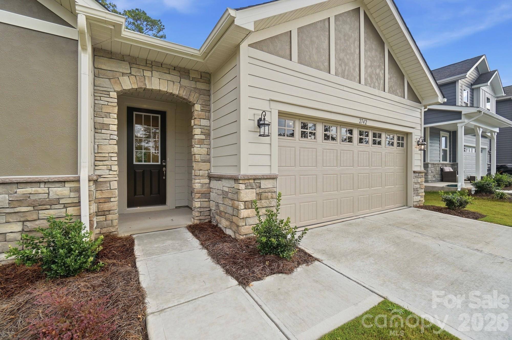 2742 Phoenix CT, Gastonia, NC 28052