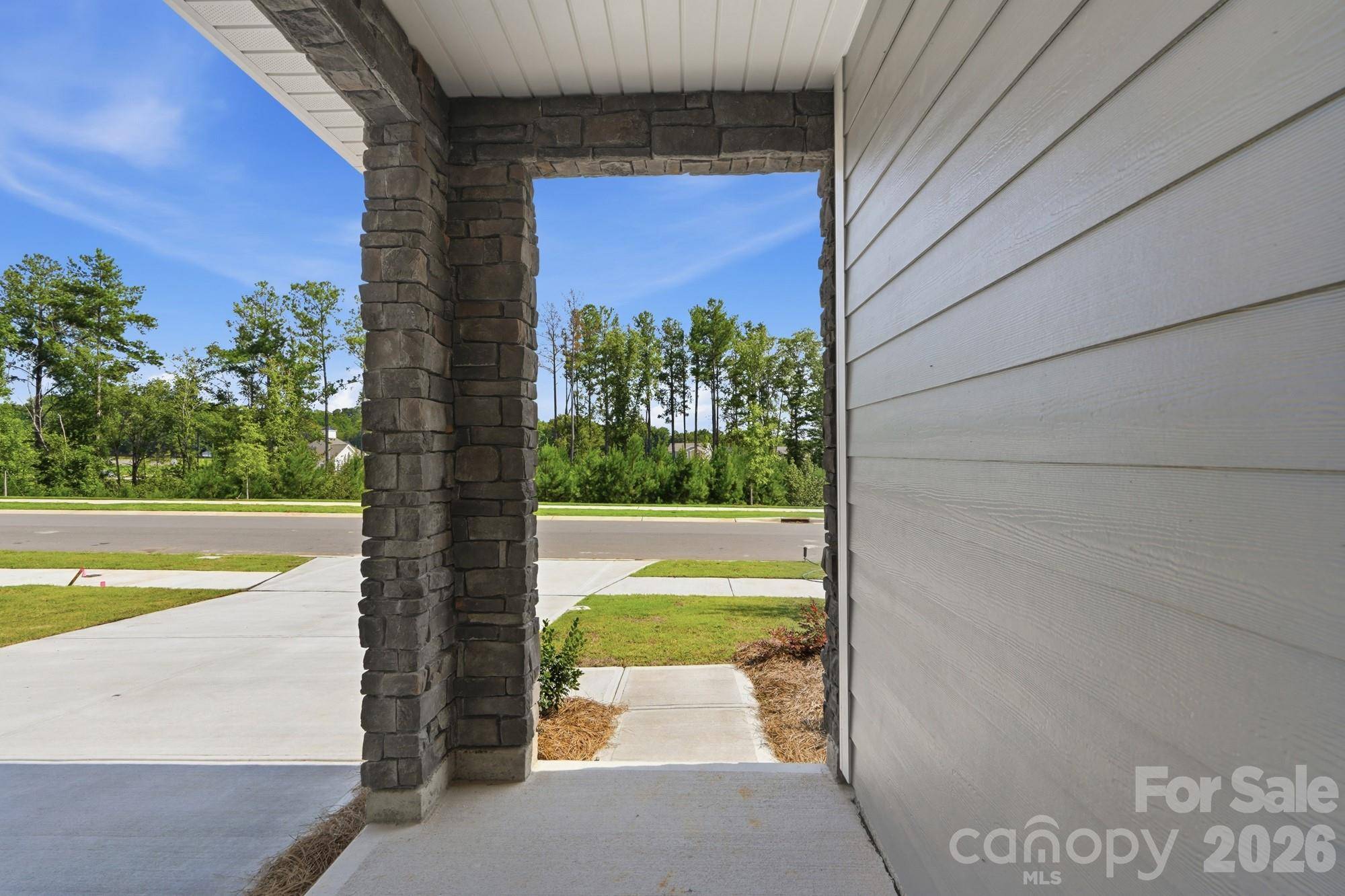 2730 Phoenix CT, Gastonia, NC 28052