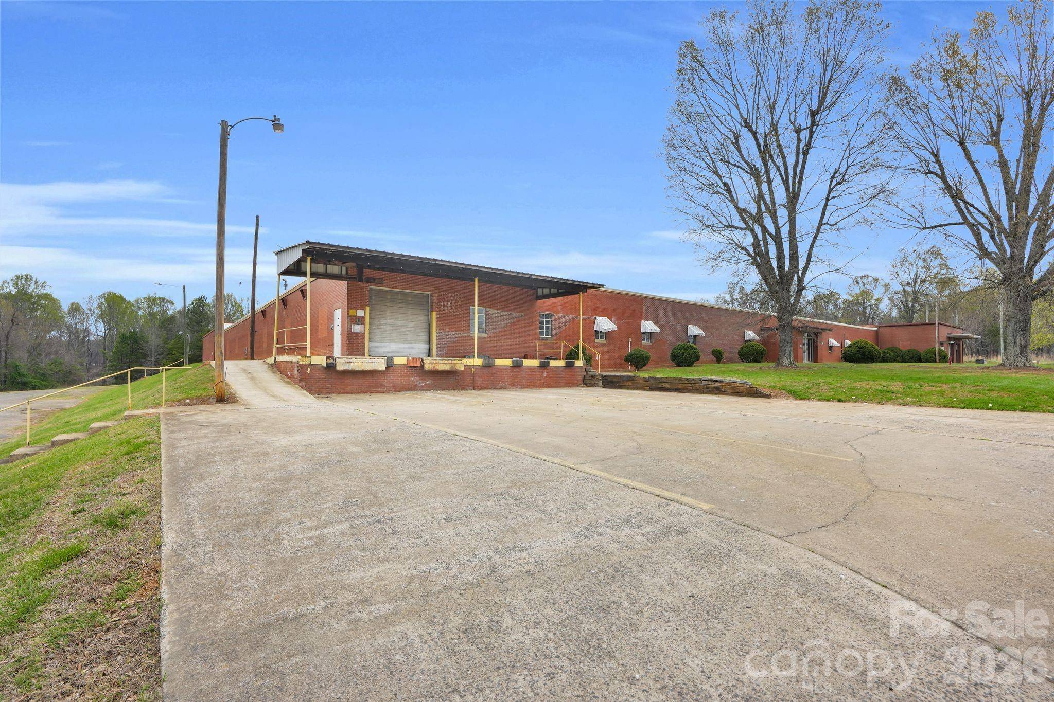 900 W Academy ST, Cherryville, NC 28021